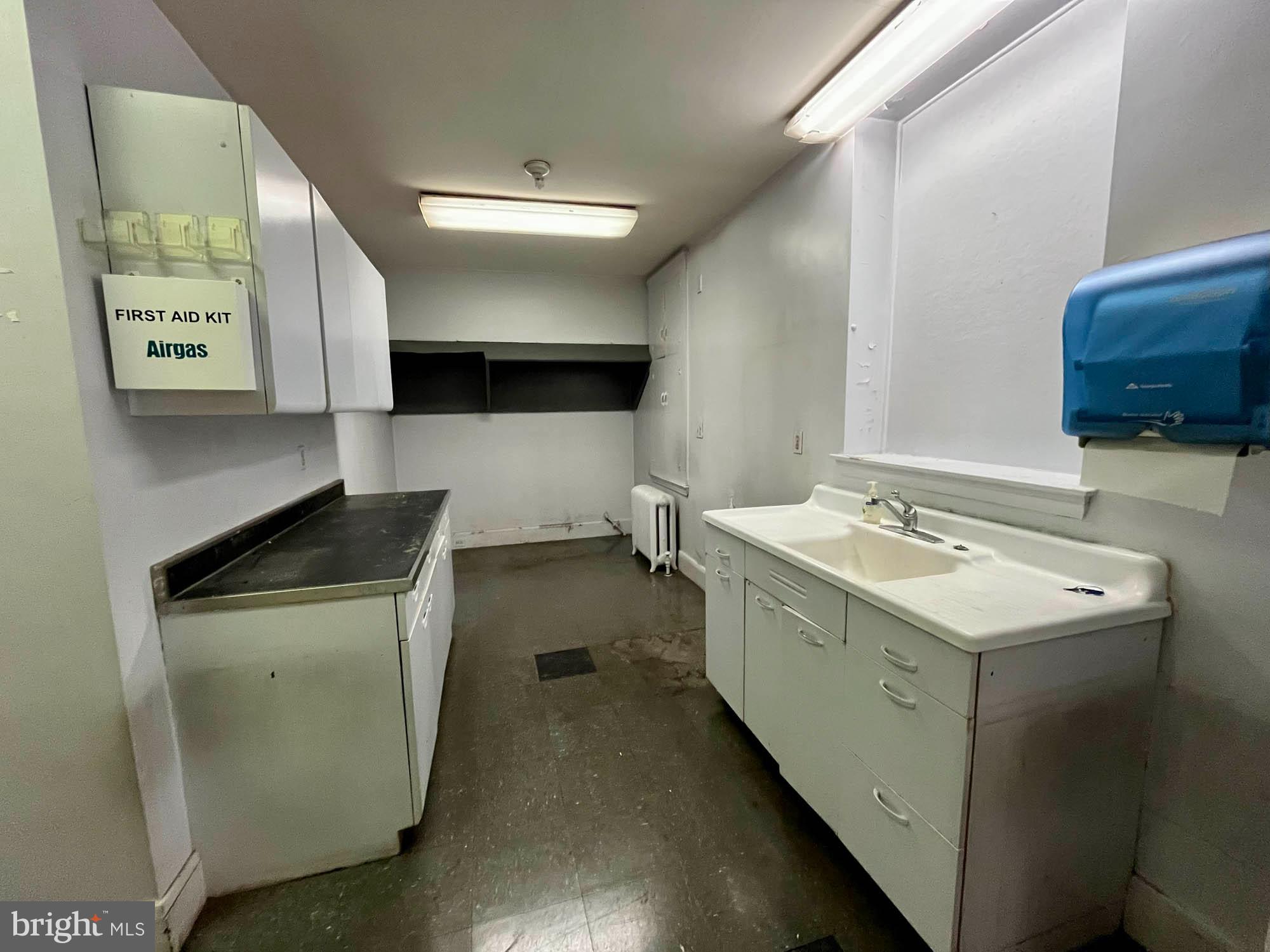 MOUNT VERNON - Commercial Sale