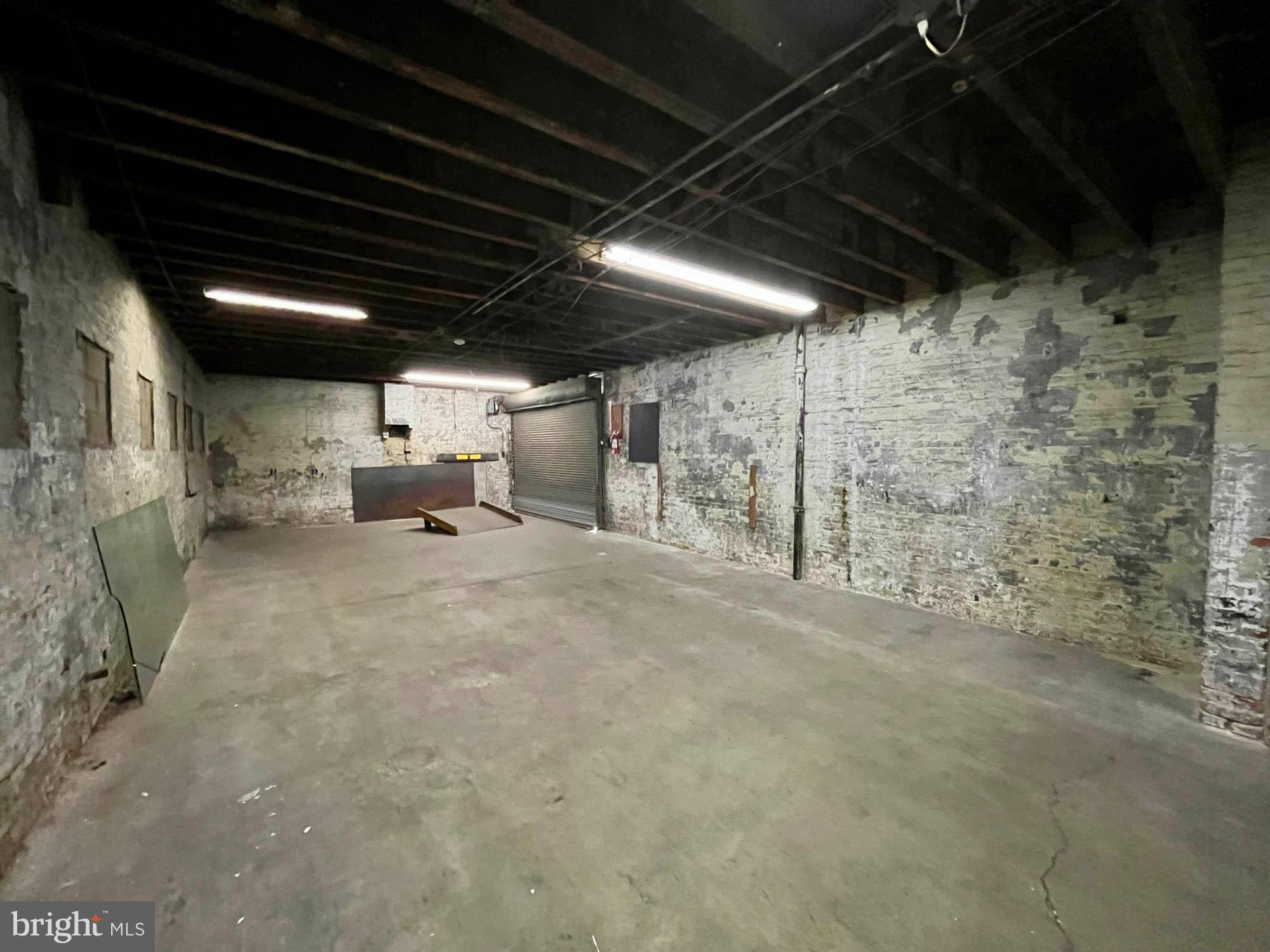 MOUNT VERNON - Commercial Sale