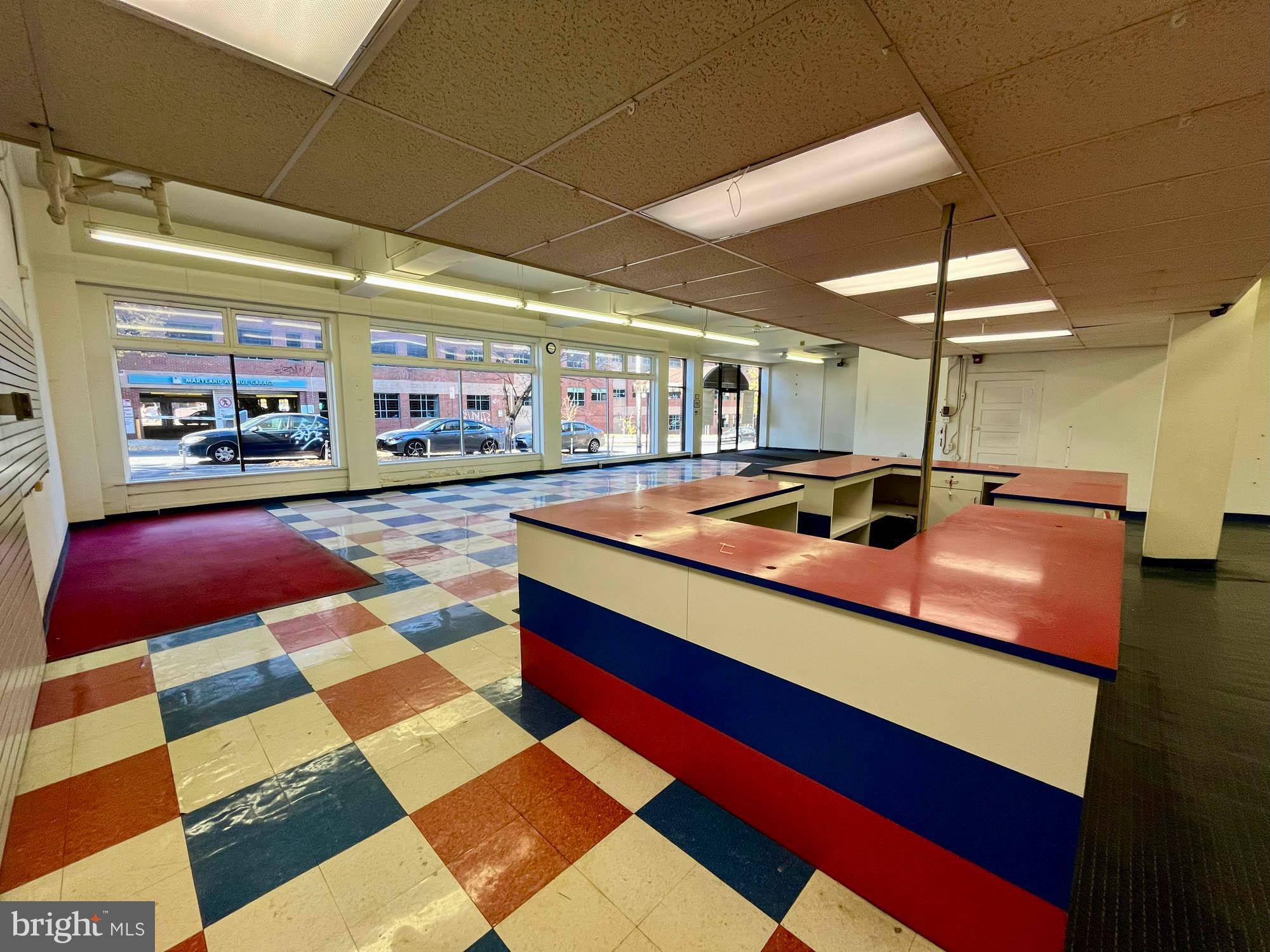 MOUNT VERNON - Commercial Sale