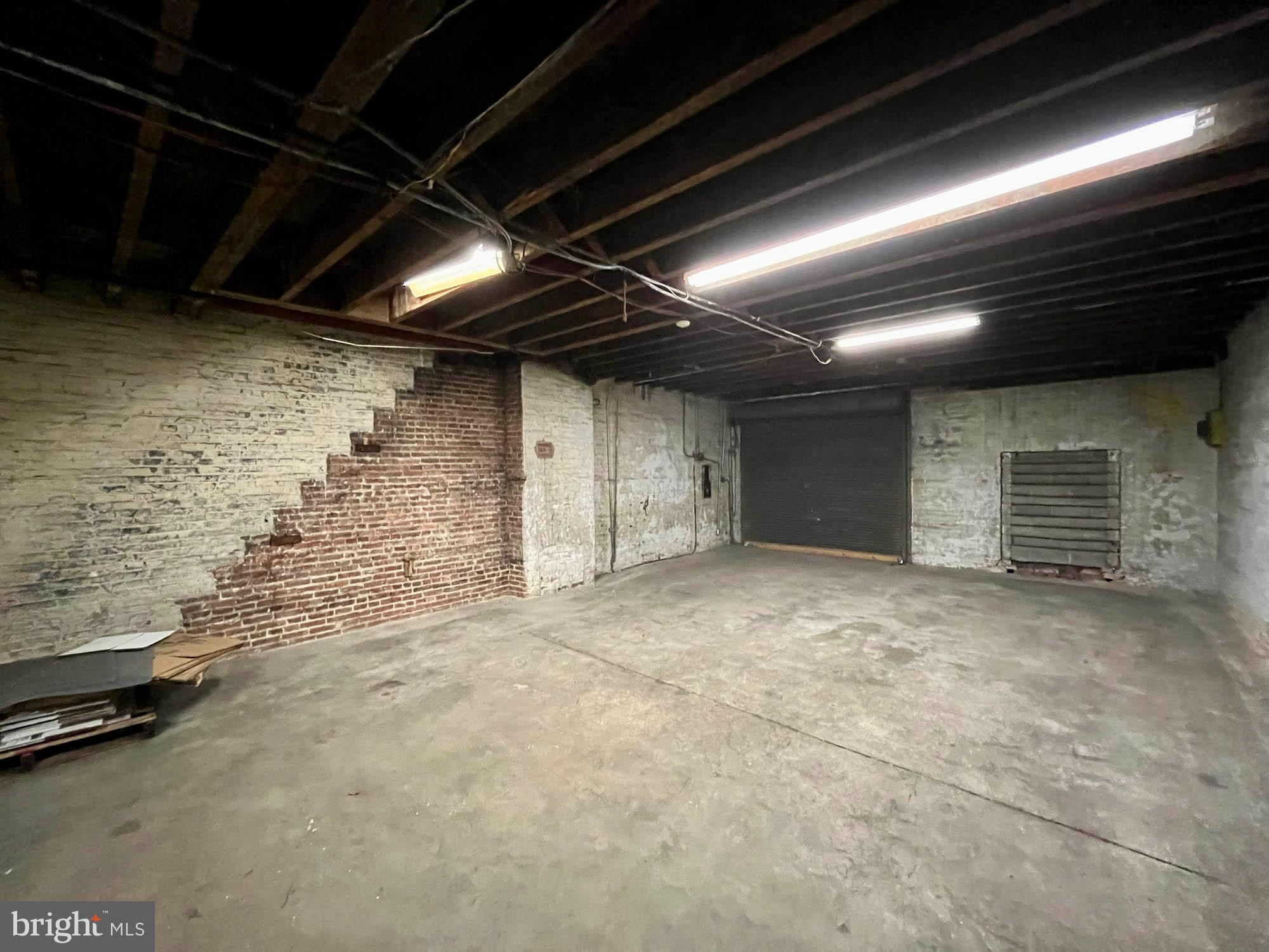 MOUNT VERNON - Commercial Sale