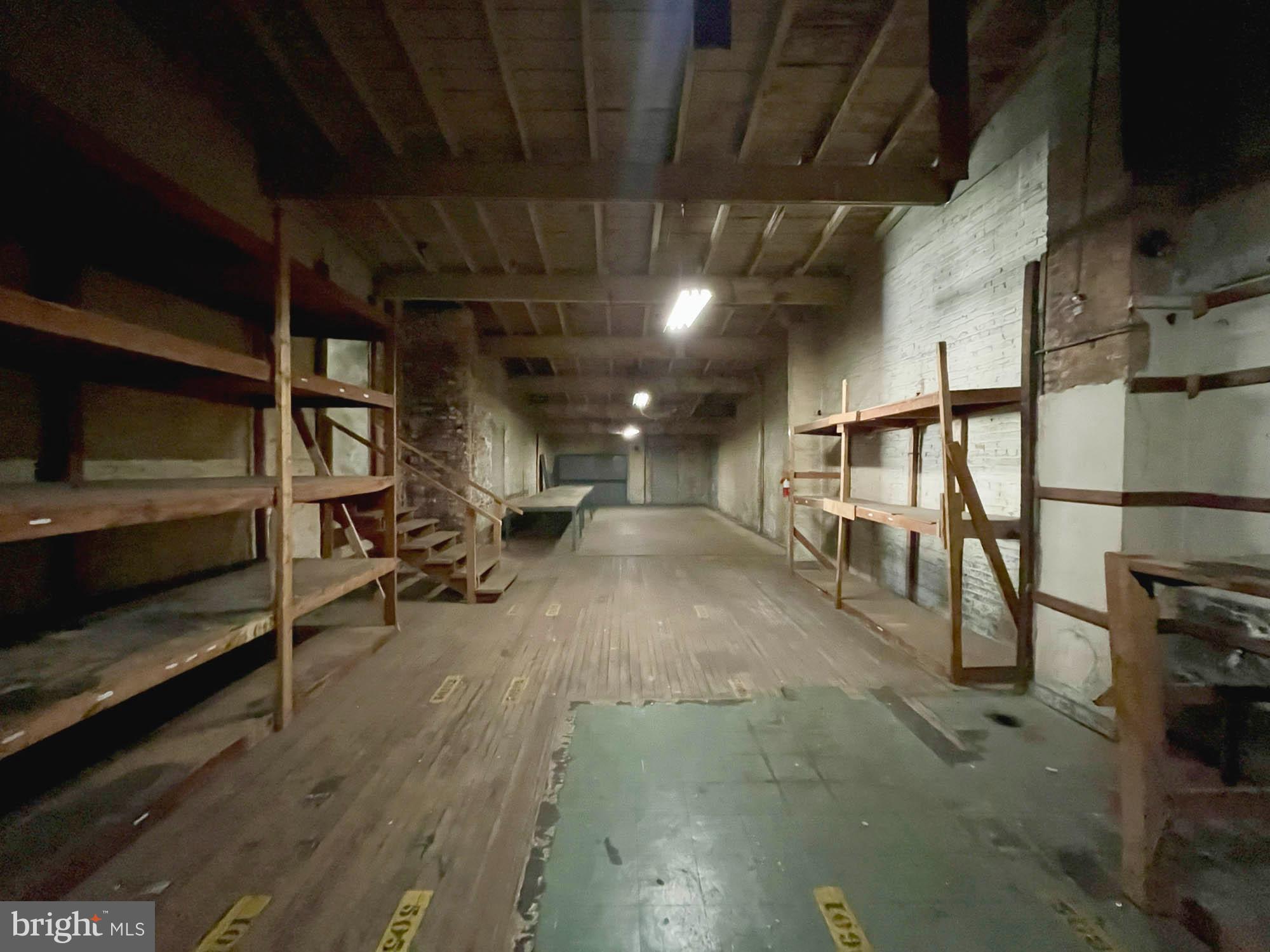 MOUNT VERNON - Commercial Sale