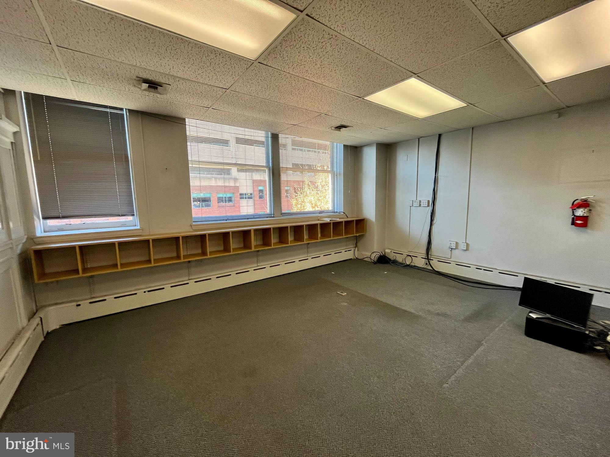 MOUNT VERNON - Commercial Sale