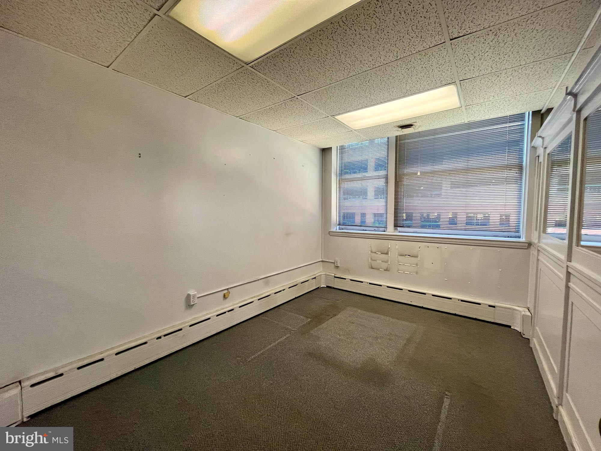 MOUNT VERNON - Commercial Sale