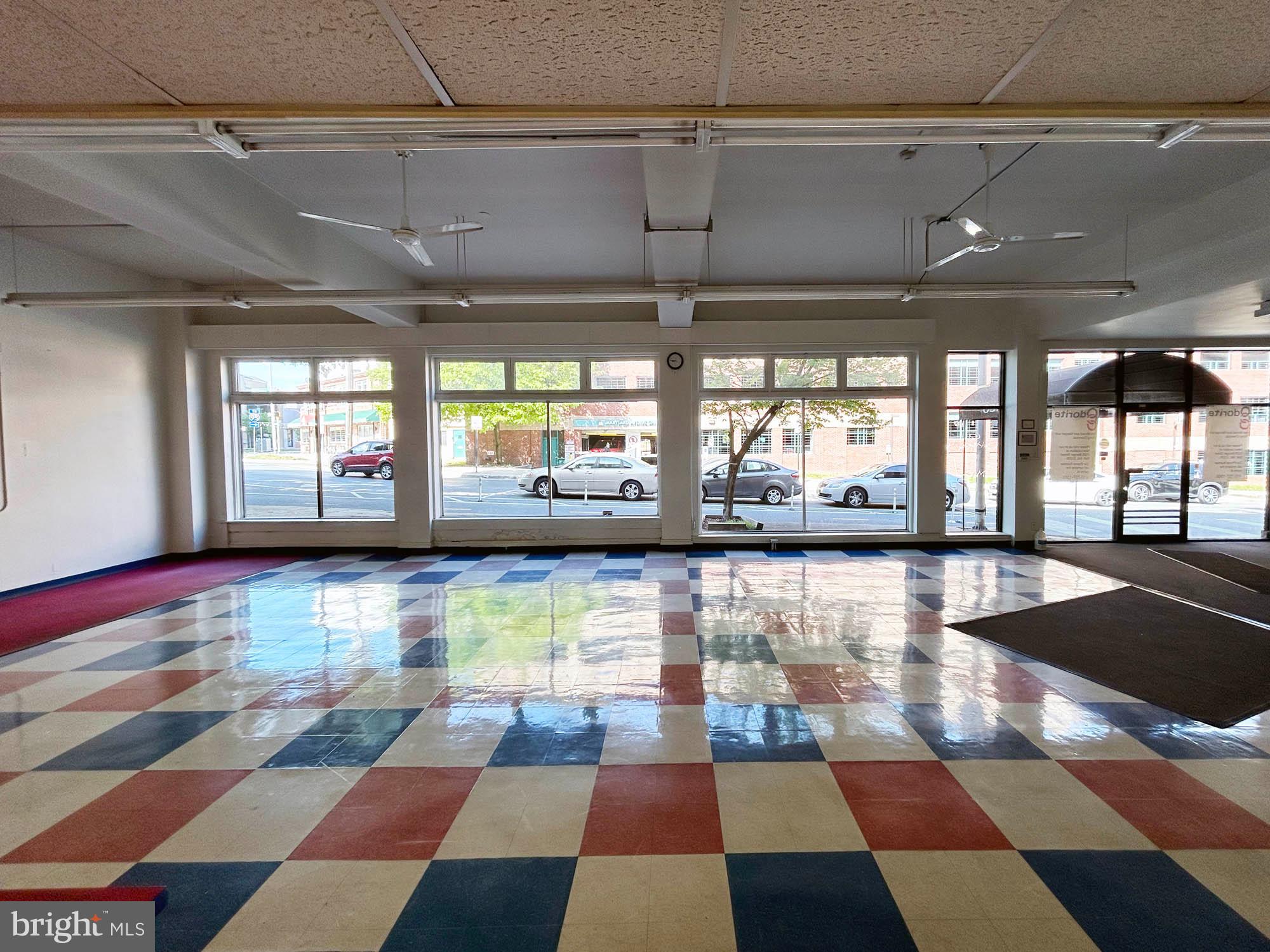 MOUNT VERNON - Commercial Sale