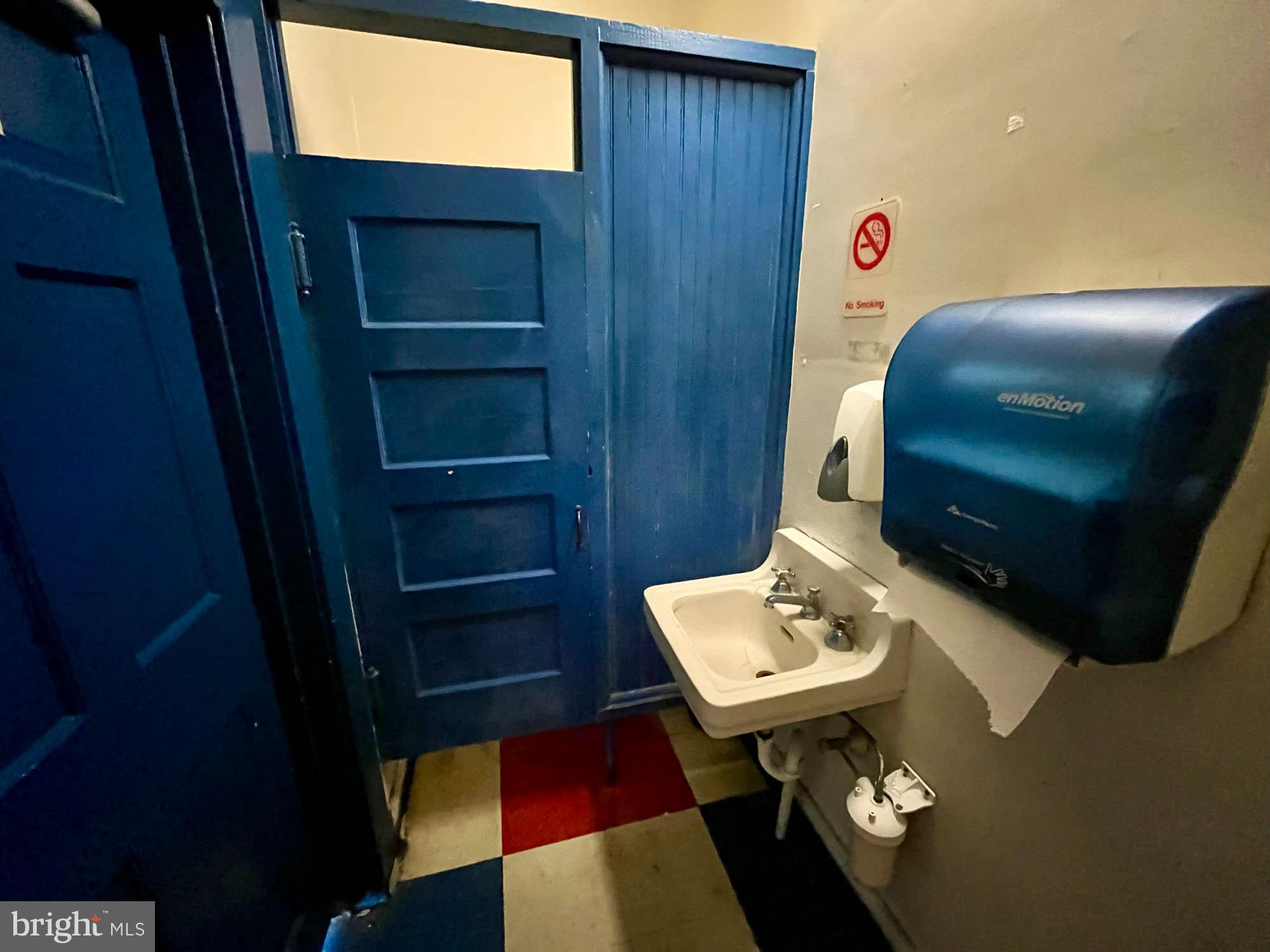 MOUNT VERNON - Commercial Sale