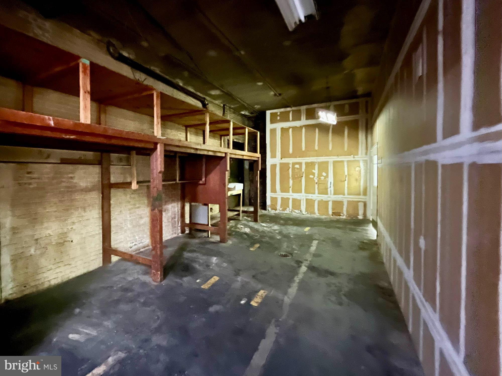 MOUNT VERNON - Commercial Sale