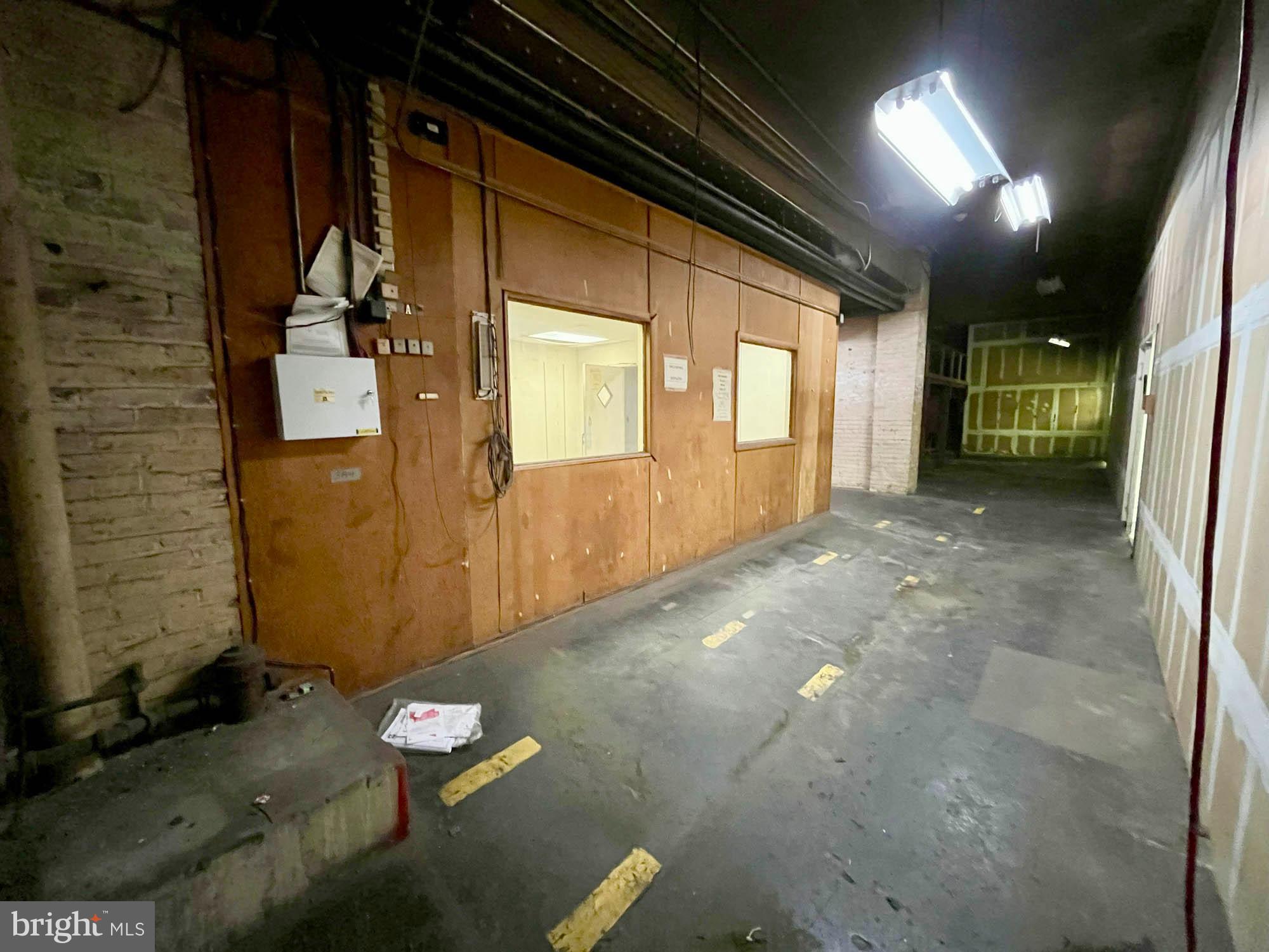 MOUNT VERNON - Commercial Sale