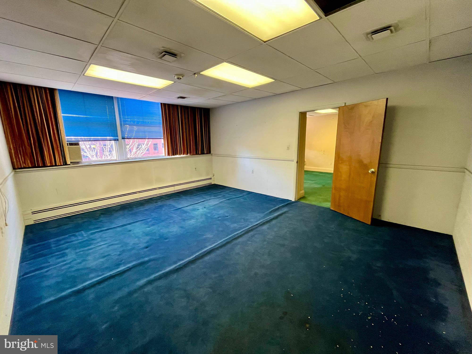 MOUNT VERNON - Commercial Sale