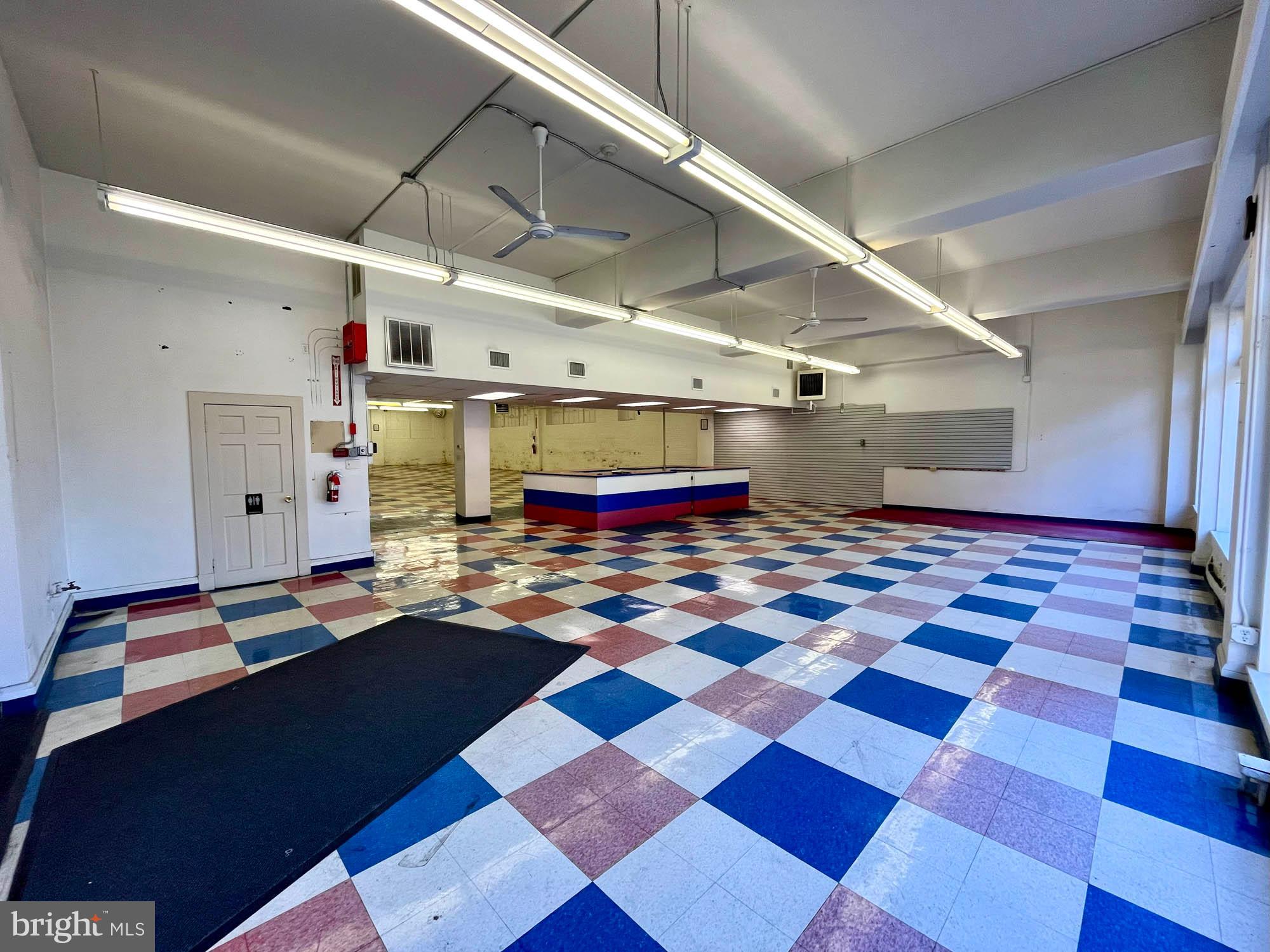 MOUNT VERNON - Commercial Sale