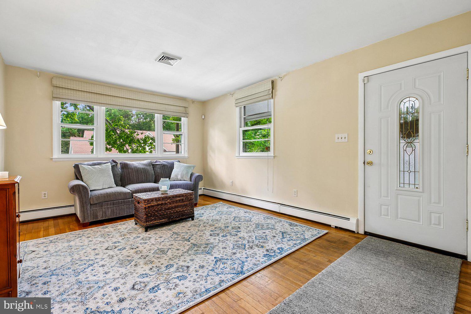KENSINGTON VIEW - Residential