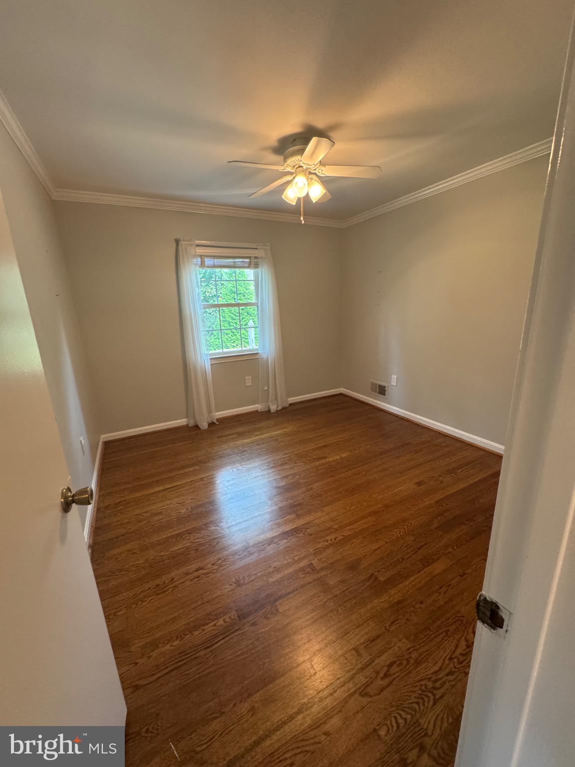 KENWOOD PARK - Residential Lease