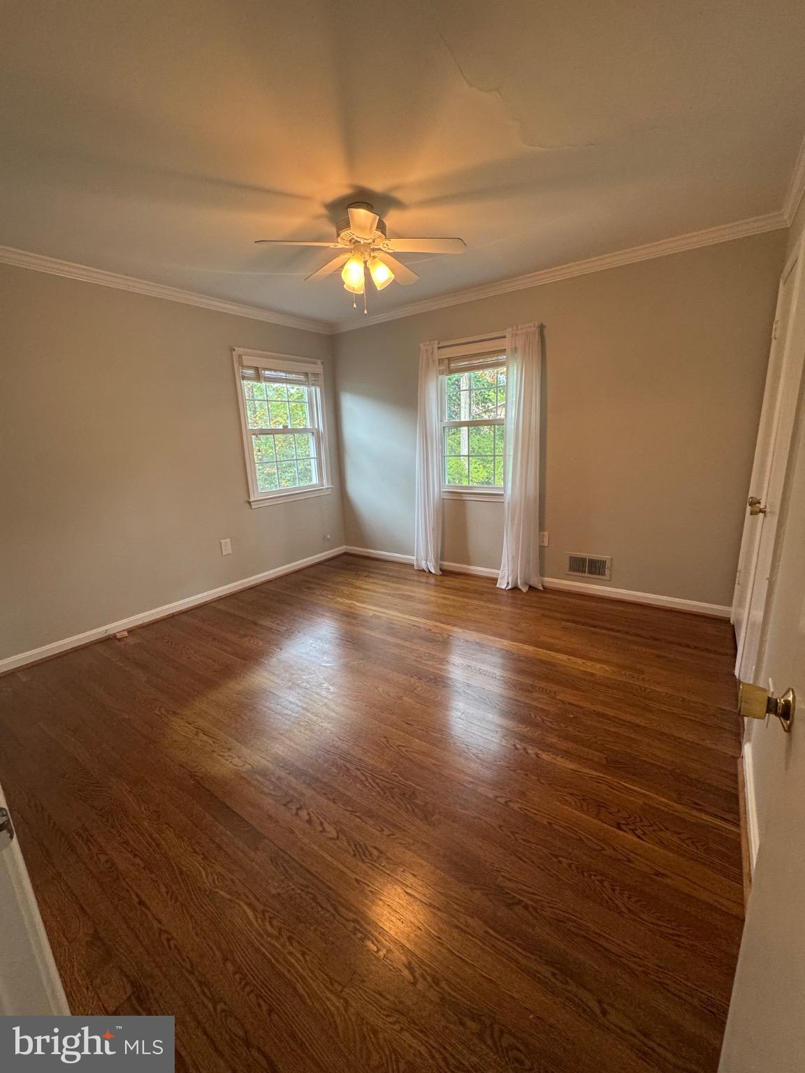 KENWOOD PARK - Residential Lease