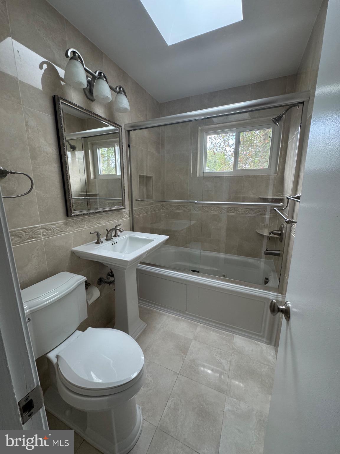 KENWOOD PARK - Residential Lease