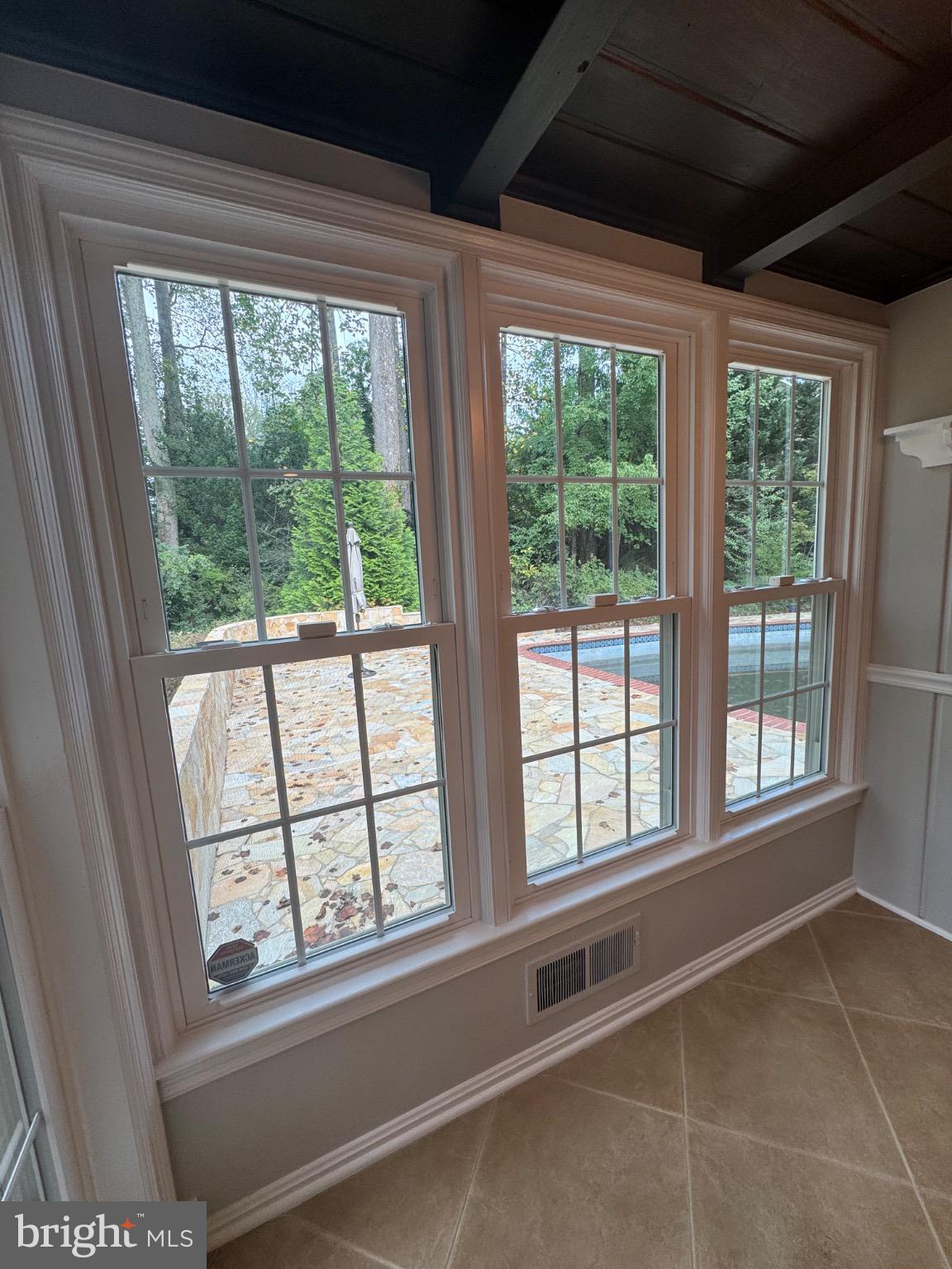 KENWOOD PARK - Residential Lease