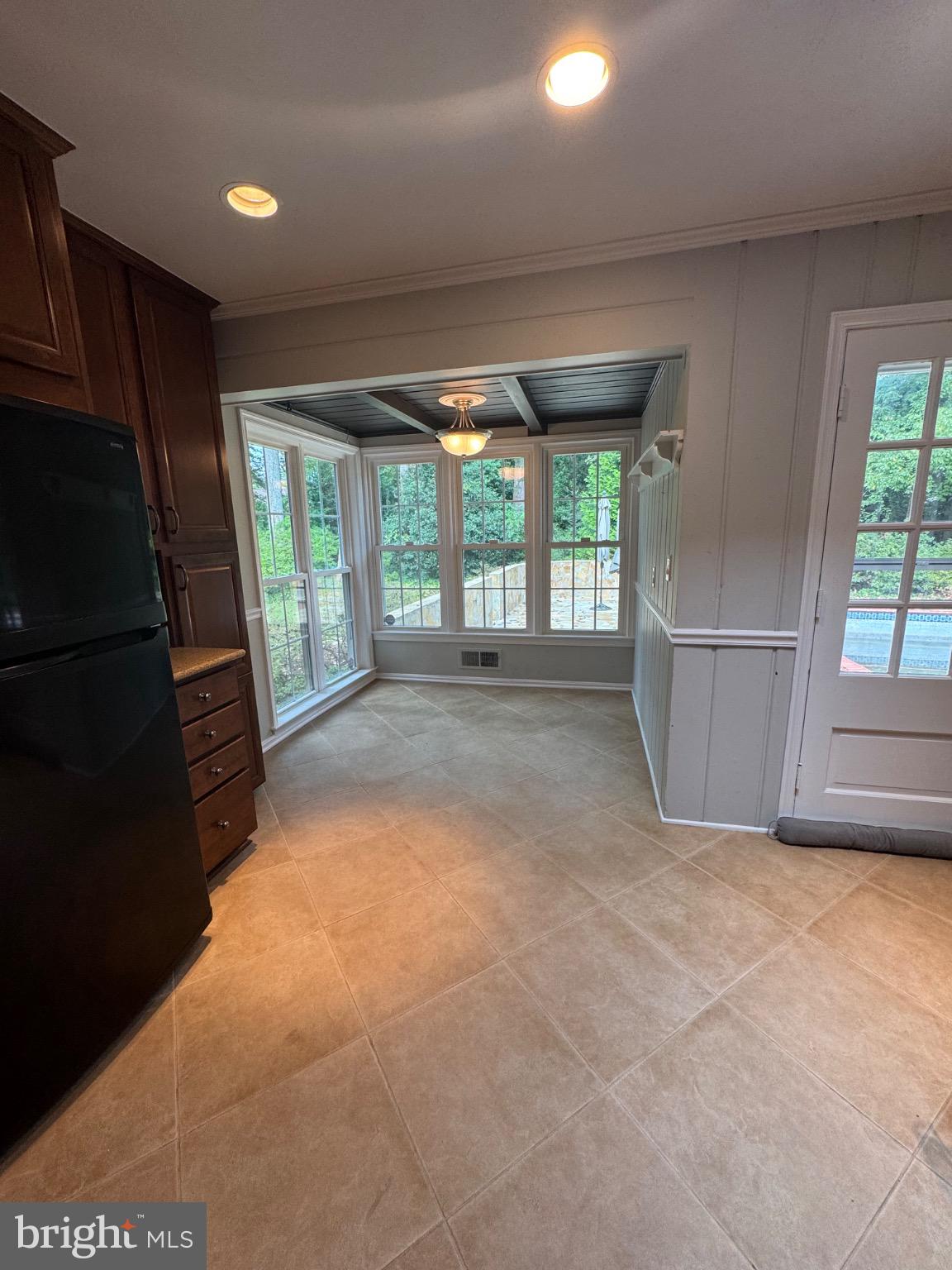 KENWOOD PARK - Residential Lease