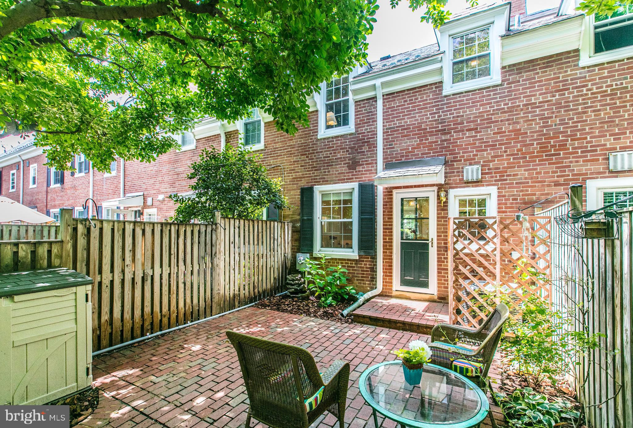 FAIRLINGTON - Residential