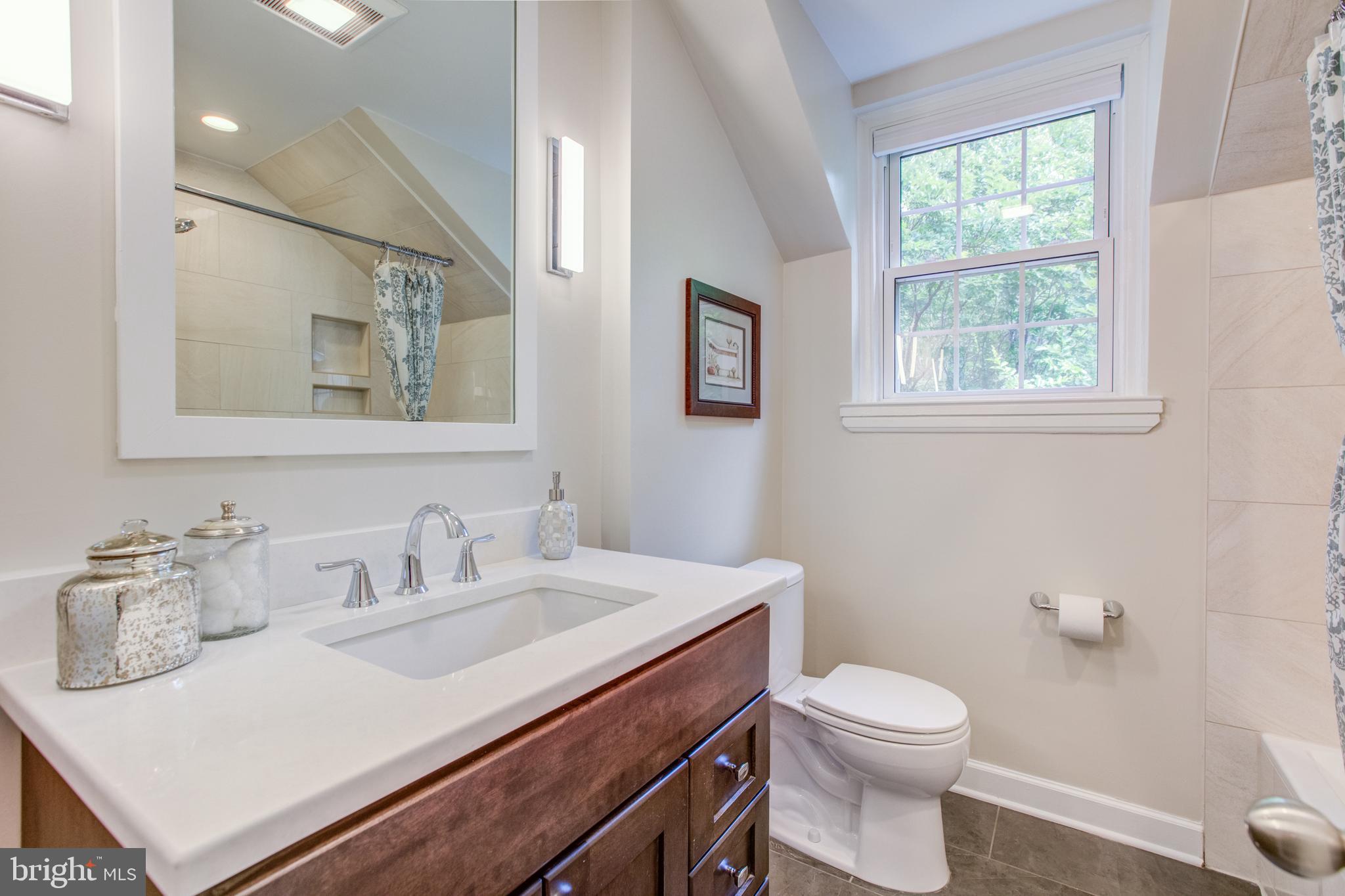 FAIRLINGTON - Residential