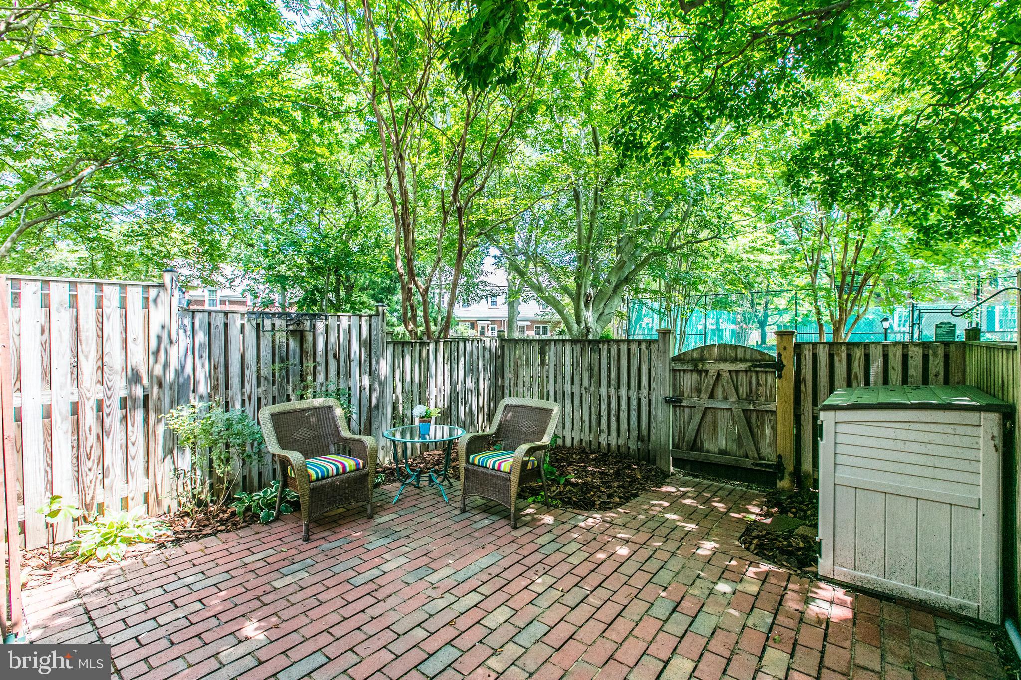 FAIRLINGTON - Residential