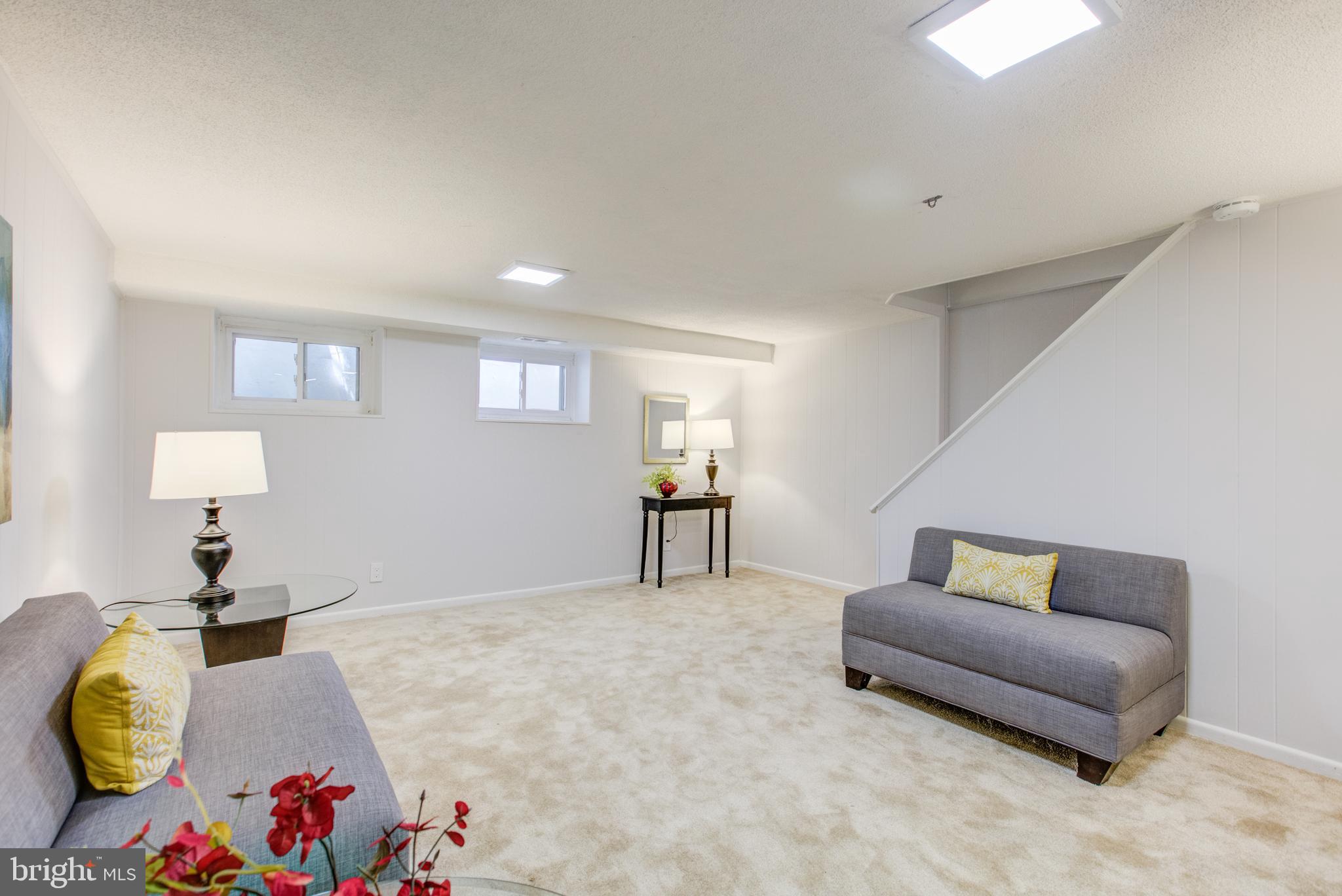 FAIRLINGTON - Residential