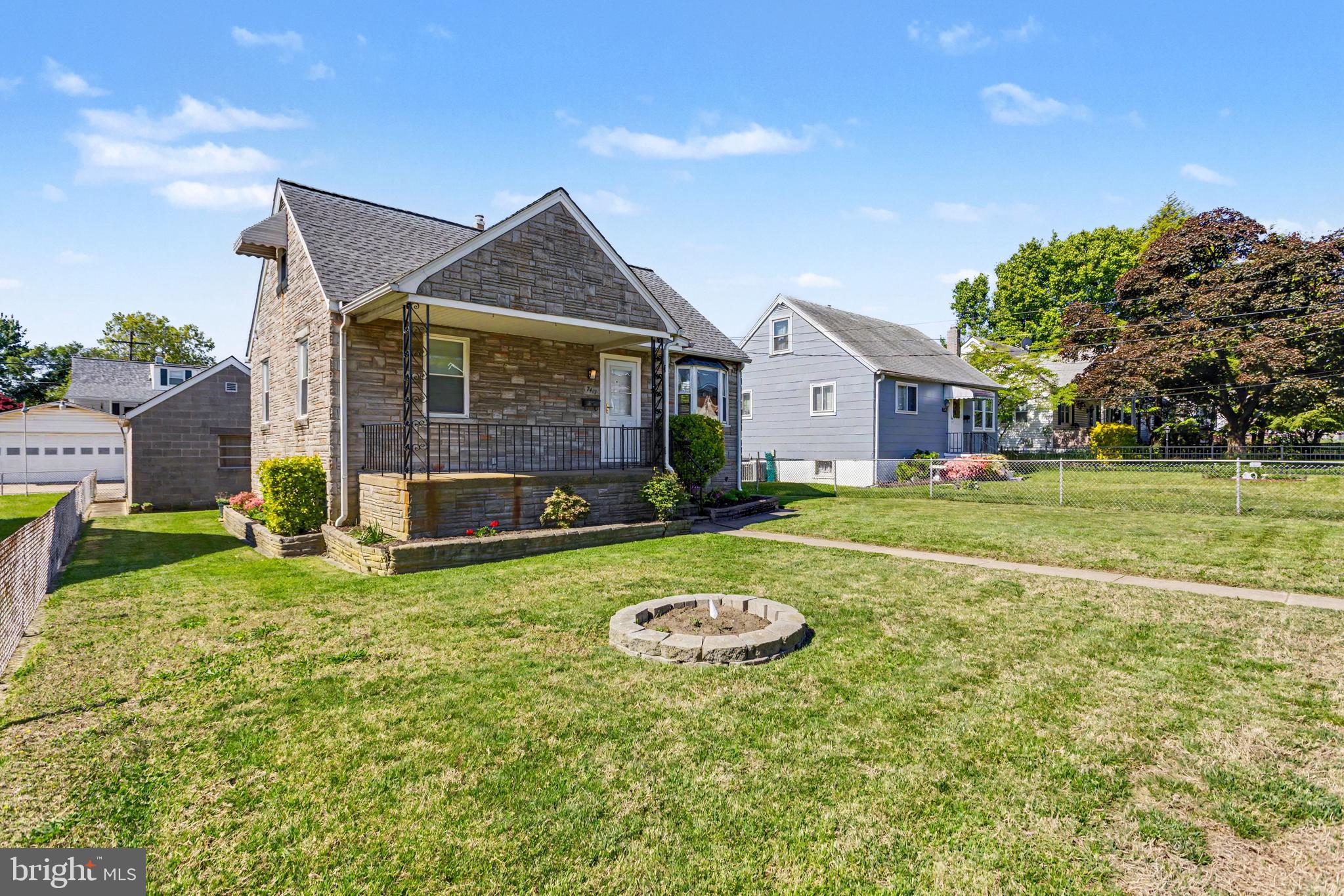 MOUNTAIN FARMS - Residential