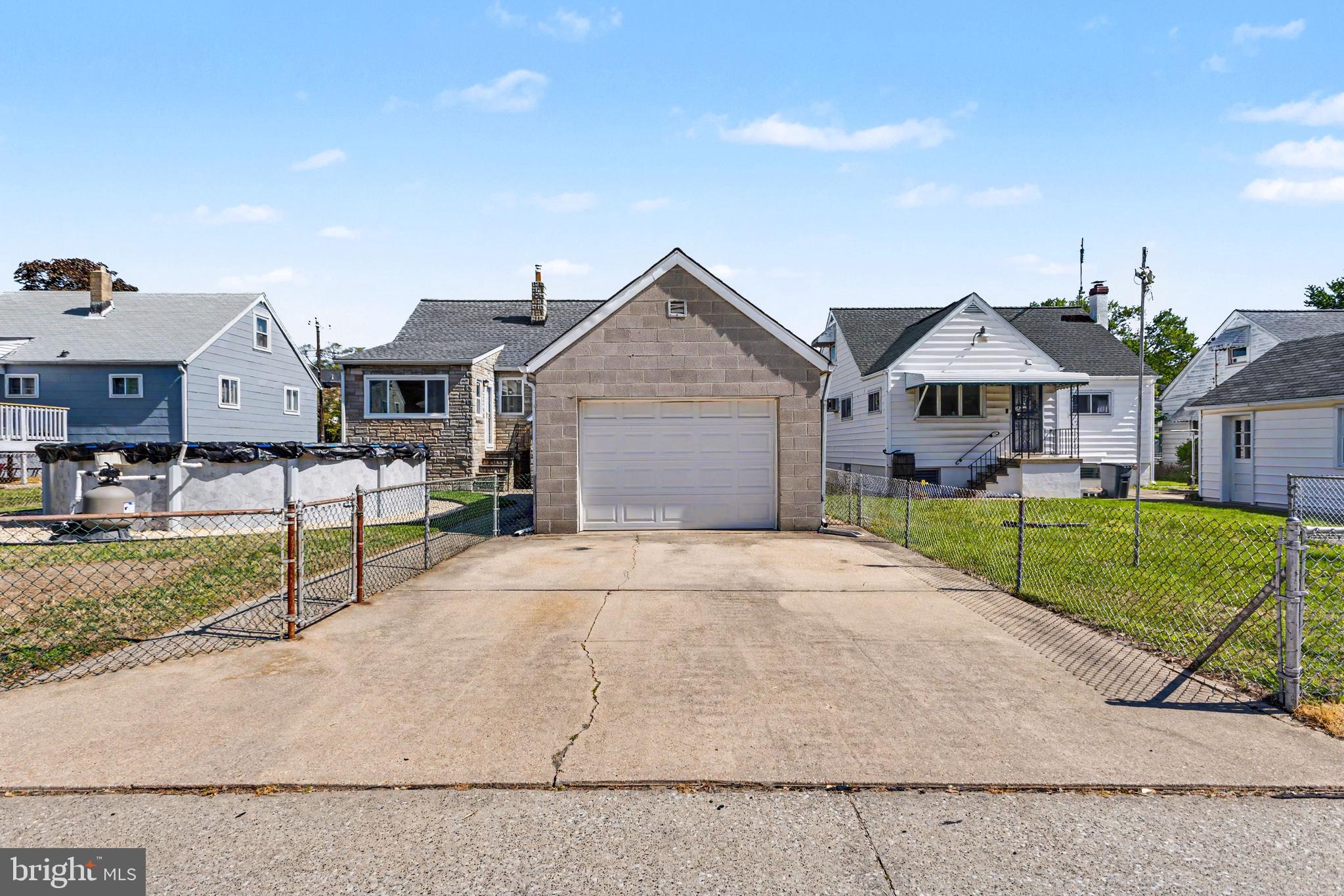 MOUNTAIN FARMS - Residential