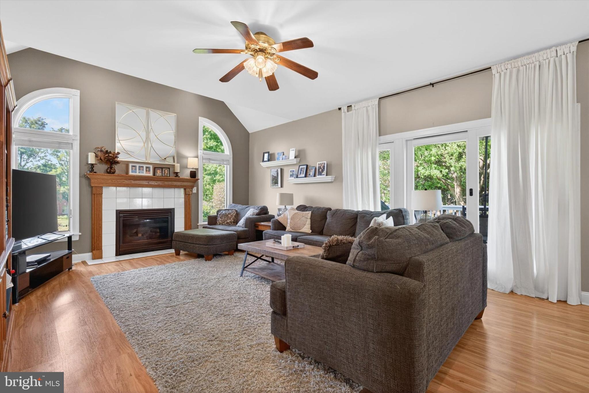 HUNT CLUB - Residential