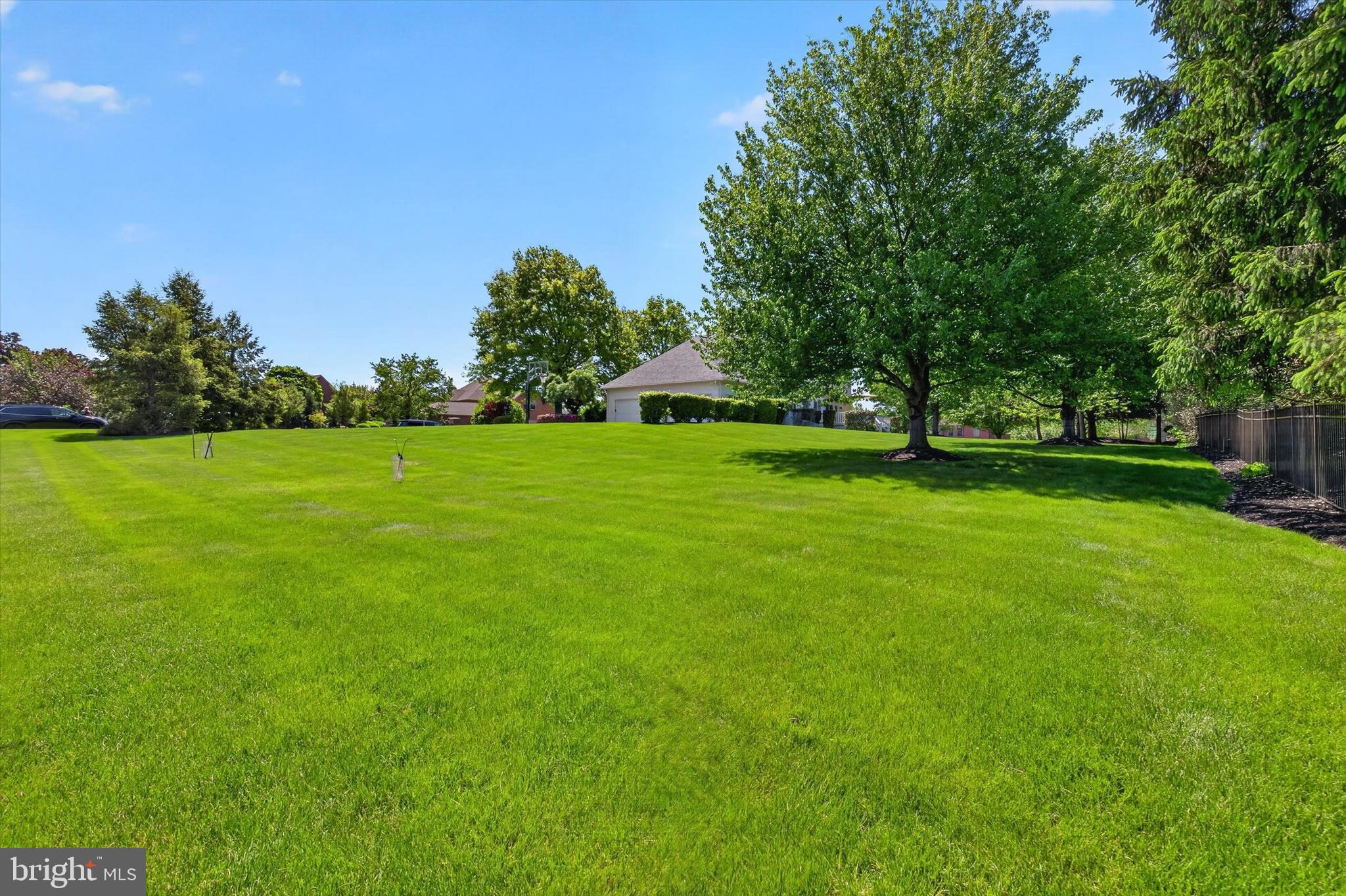 HUNT CLUB - Residential