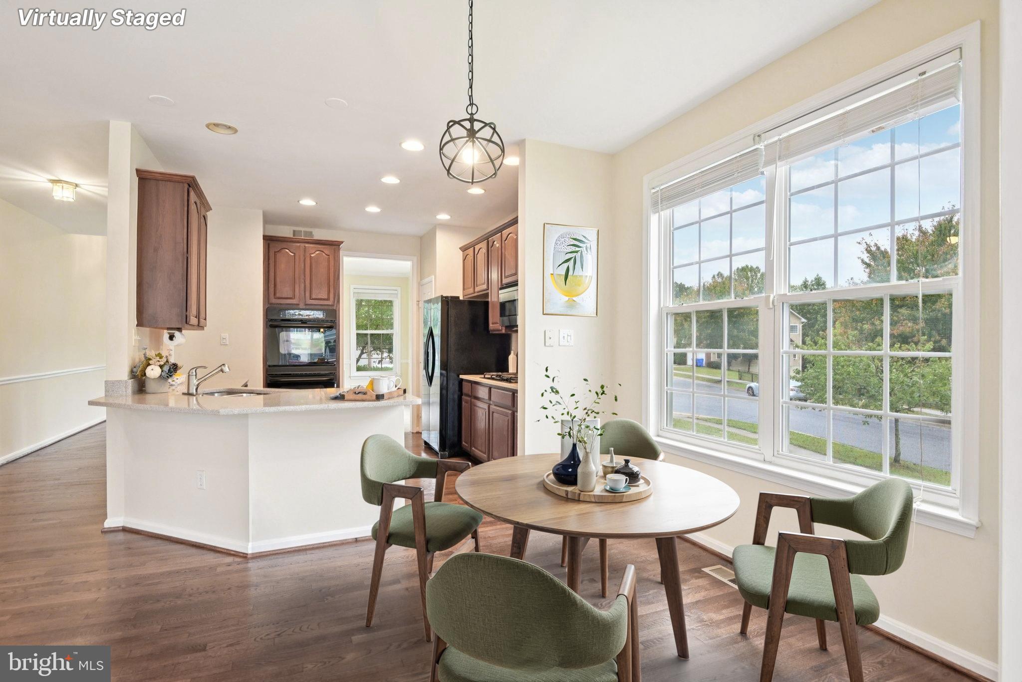 CHRISTOPHER POINTE - Residential