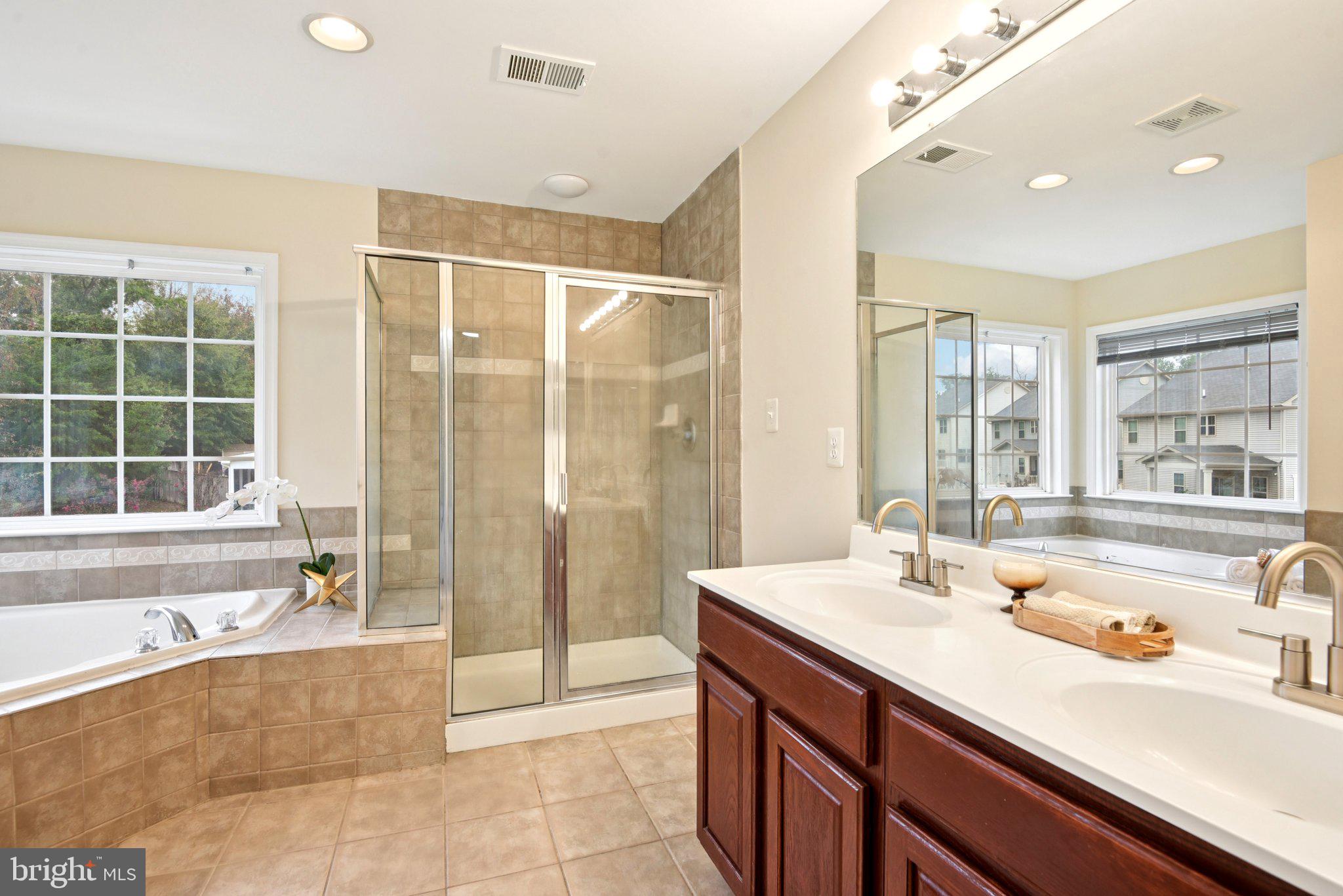 CHRISTOPHER POINTE - Residential