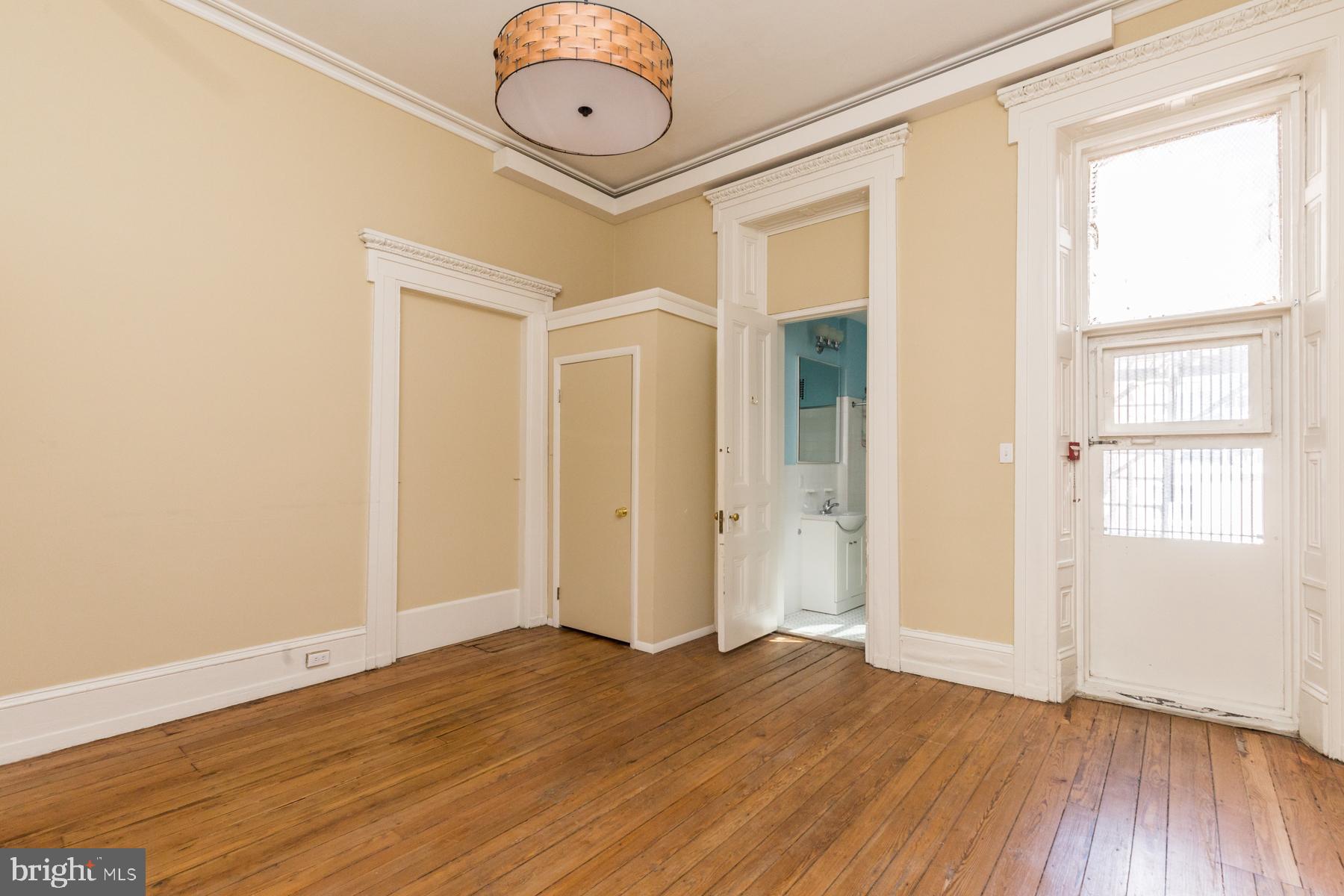 RITTENHOUSE SQUARE - Residential Lease