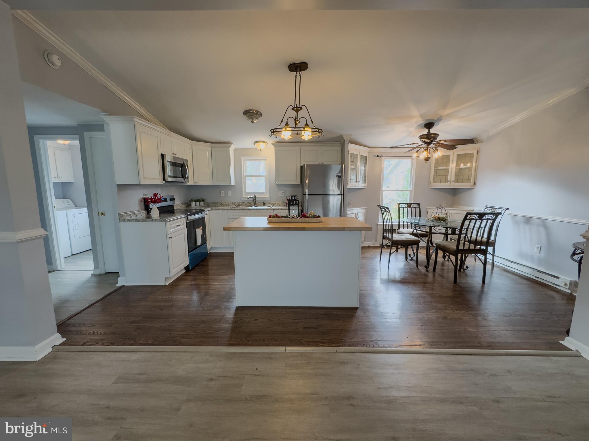 MELODYLAKESCNTRYCLUB - Residential