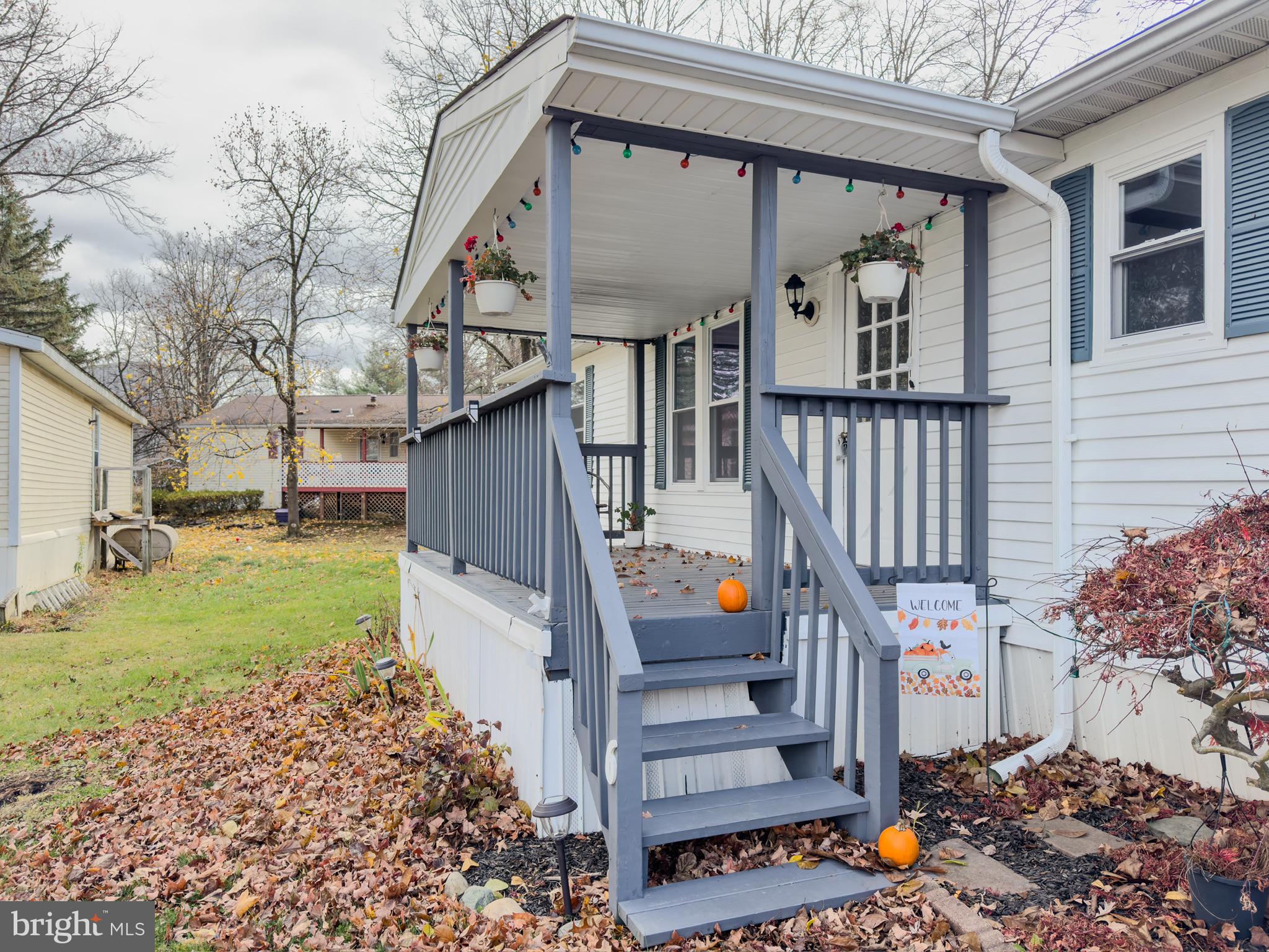 MELODYLAKESCNTRYCLUB - Residential