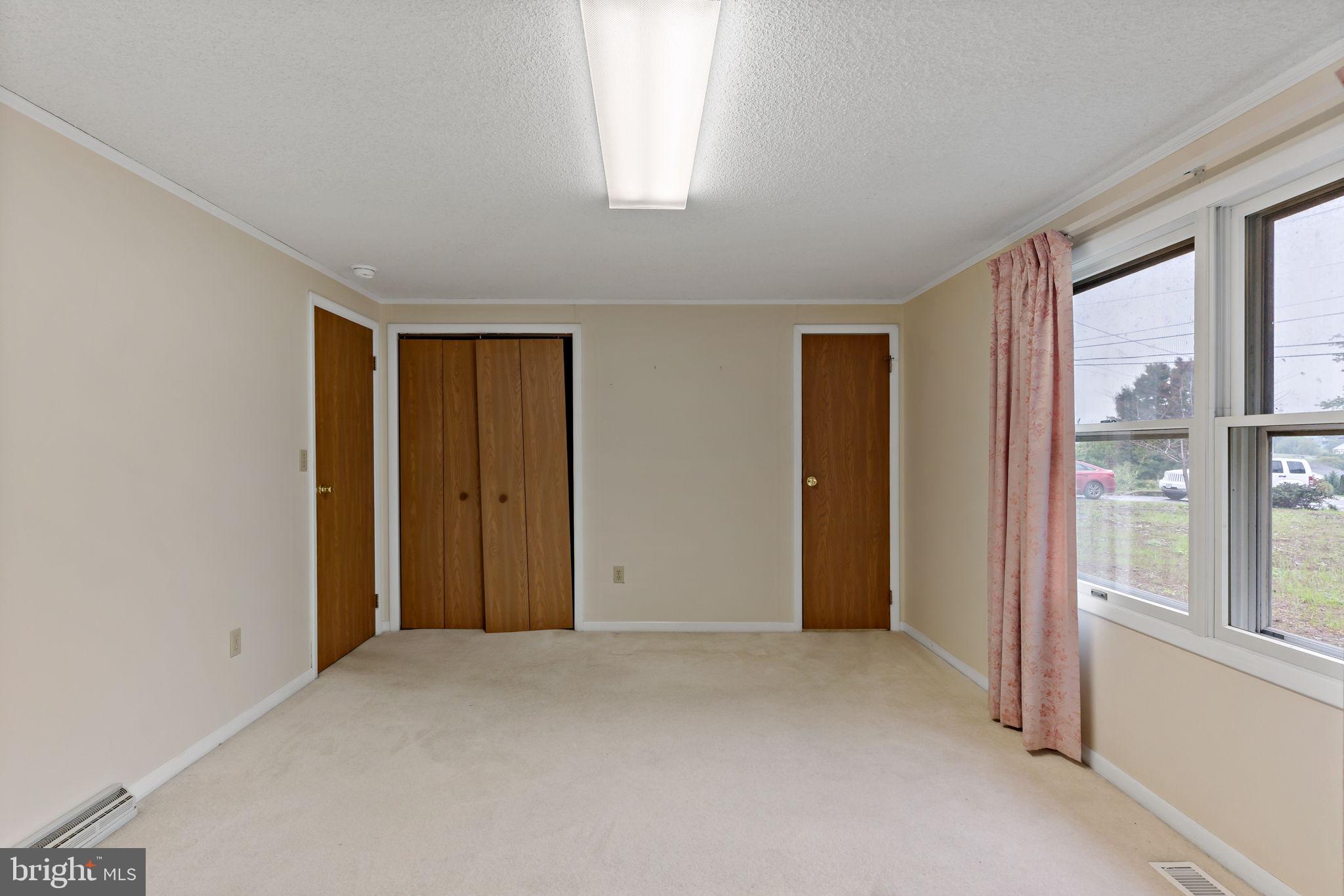 RIDGEWOOD ACRES - Residential