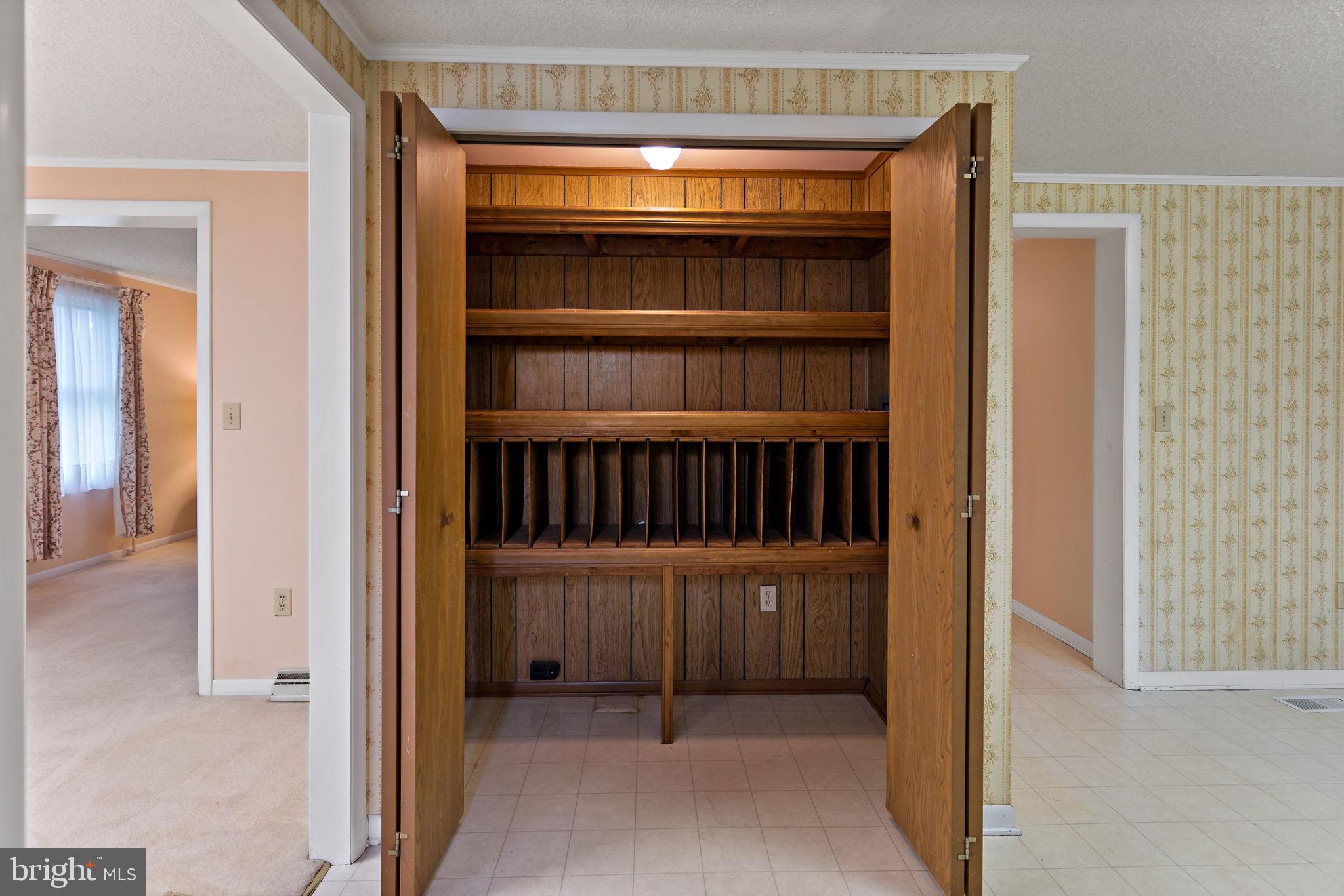 RIDGEWOOD ACRES - Residential