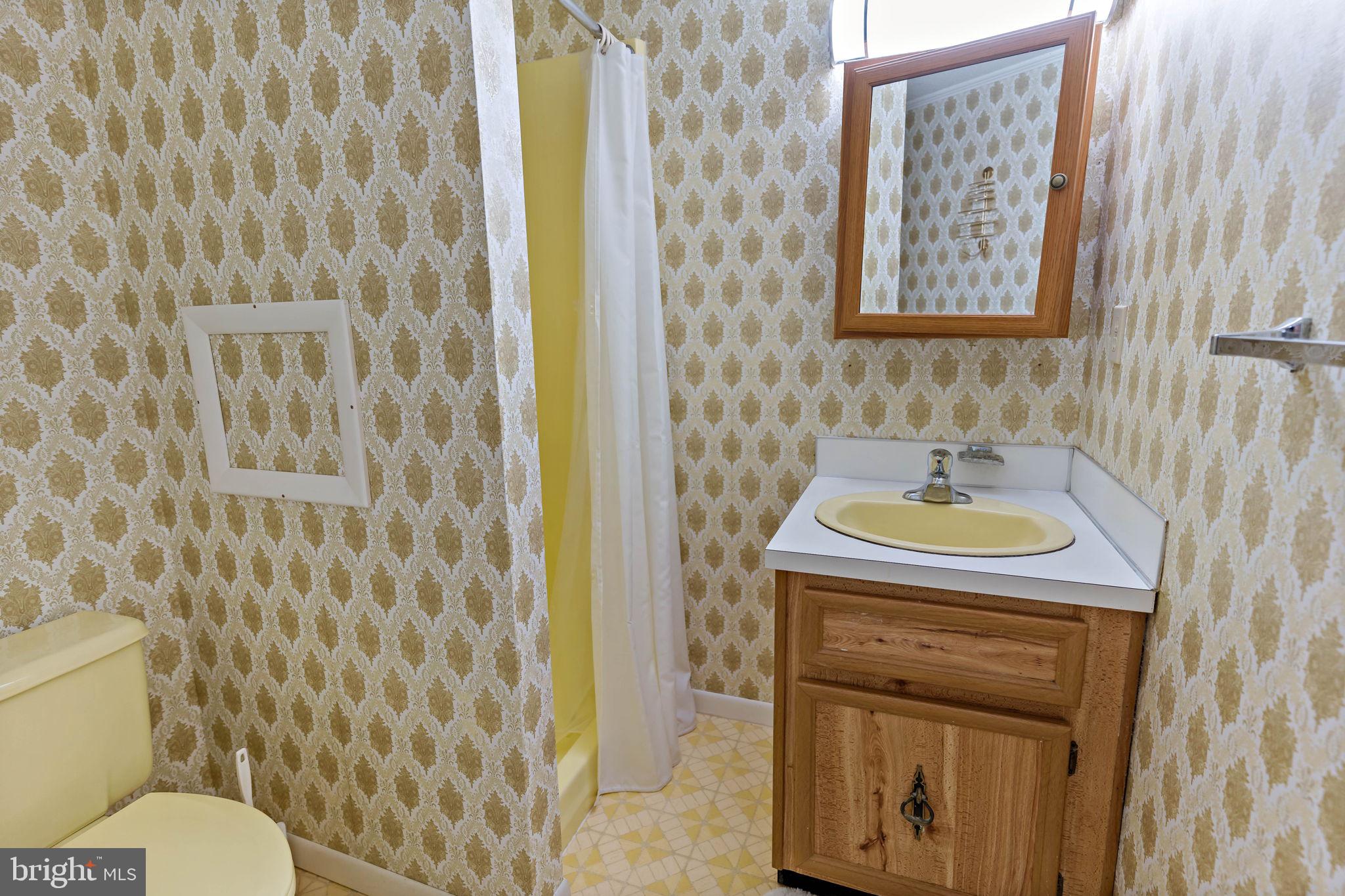 RIDGEWOOD ACRES - Residential