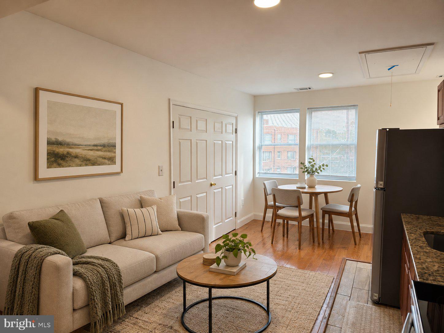 210 ORANGE STREET SE 4