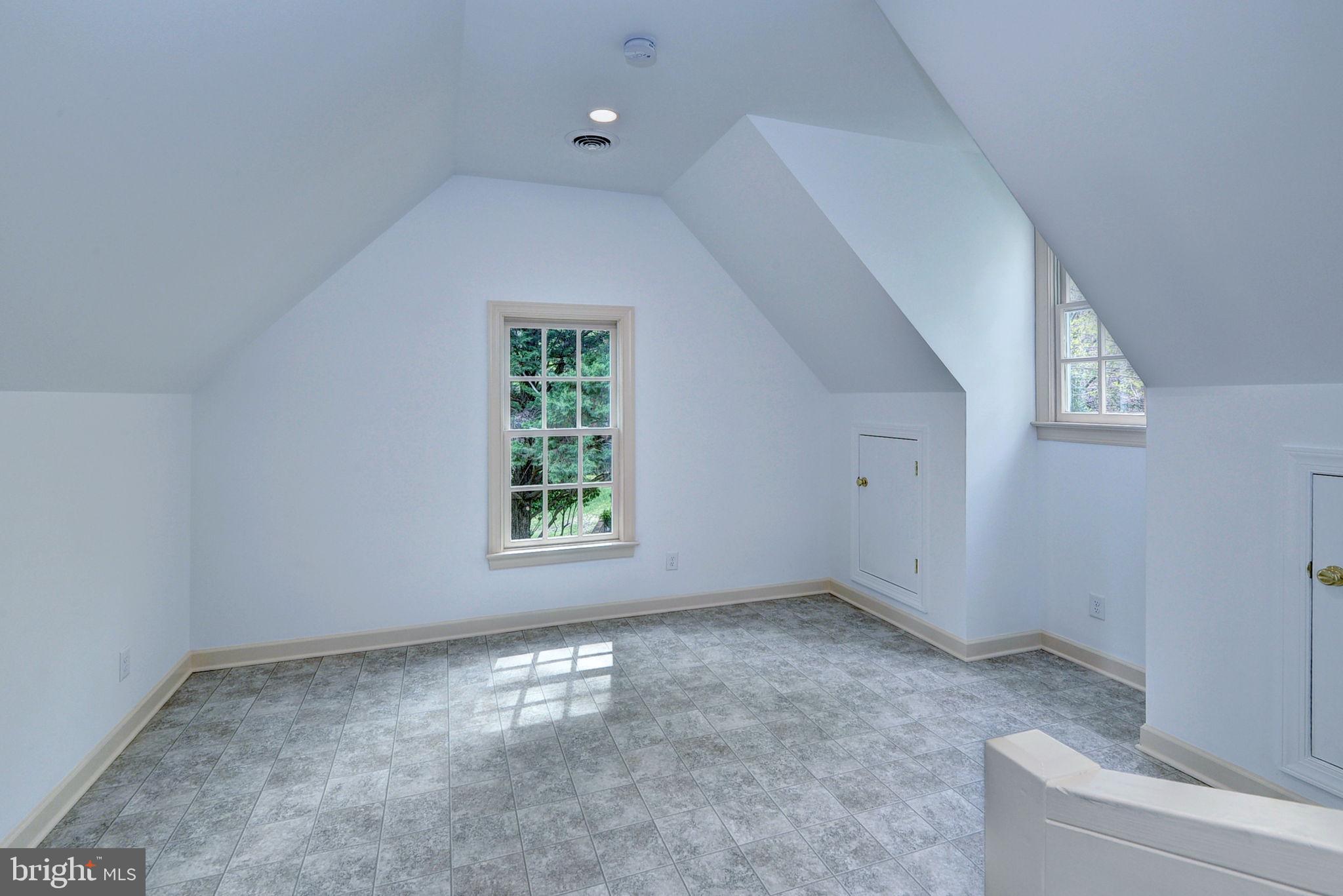 KINGSMILL - Residential