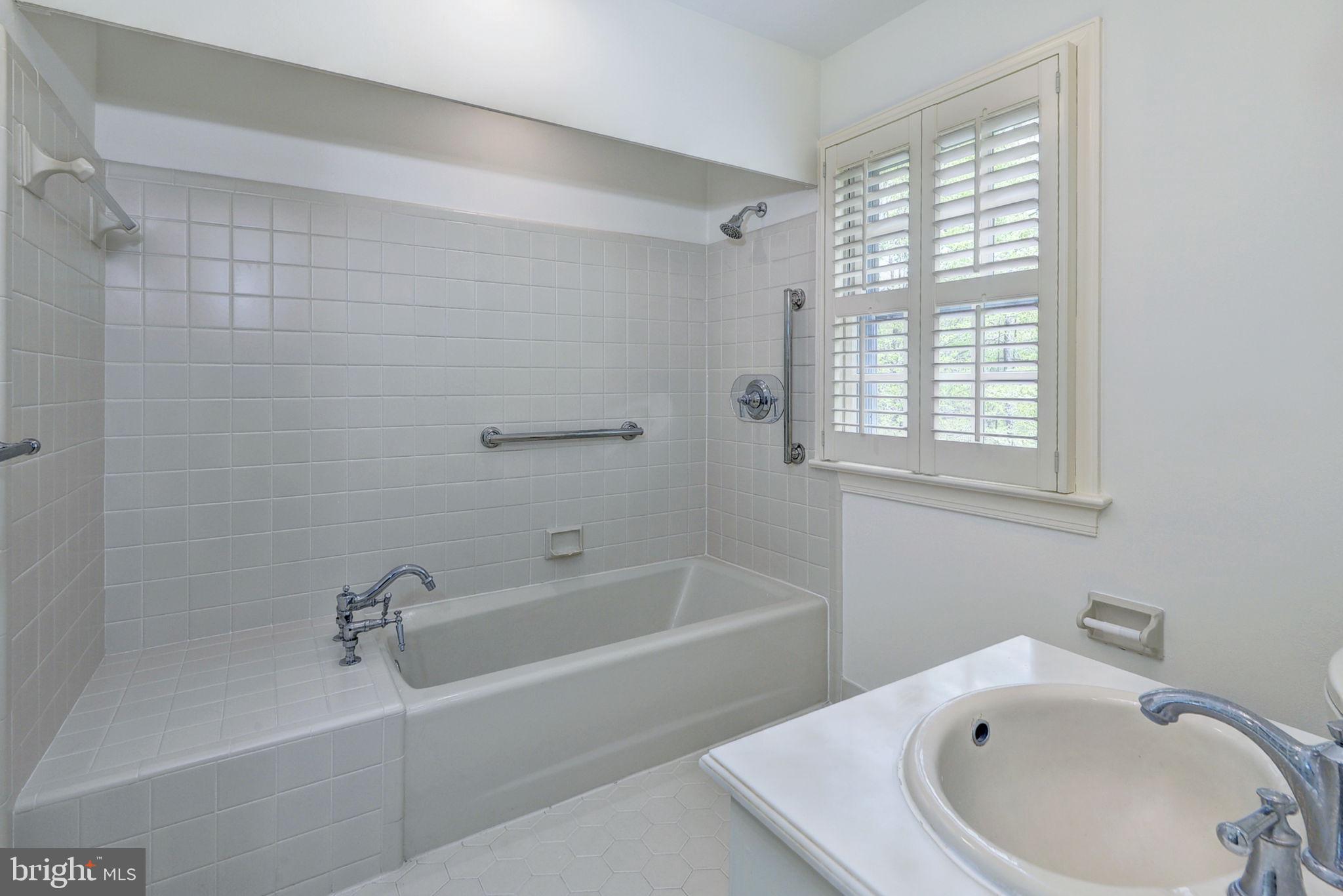 KINGSMILL - Residential