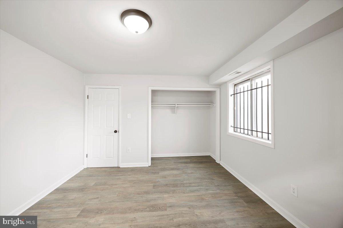 BRADBURY PARK - Residential Lease