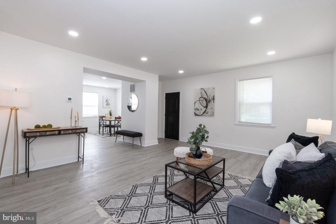 ASHBURTON HISTORIC DISTRICT - Residential