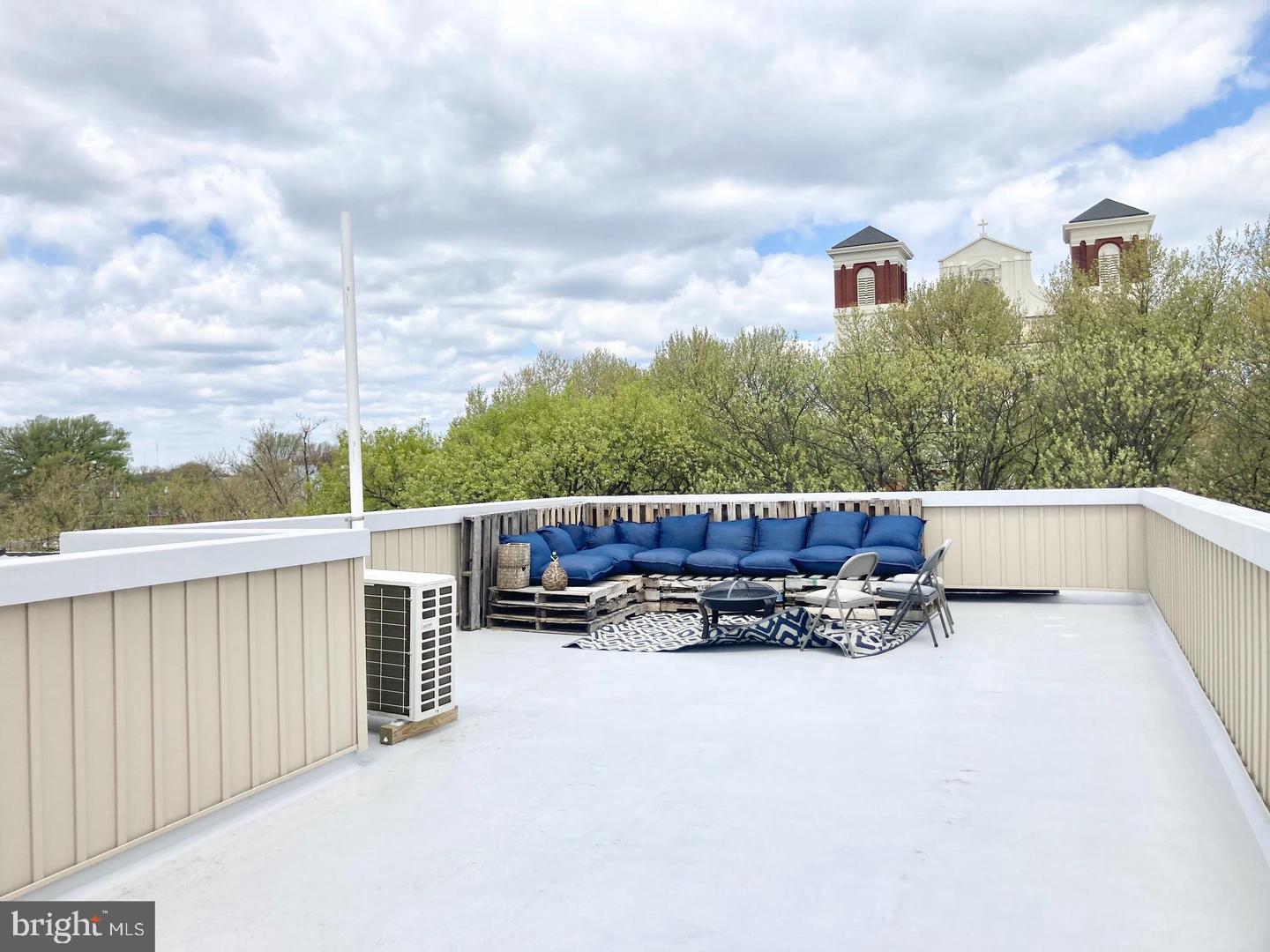 FRANCISVILLE - Commercial Sale