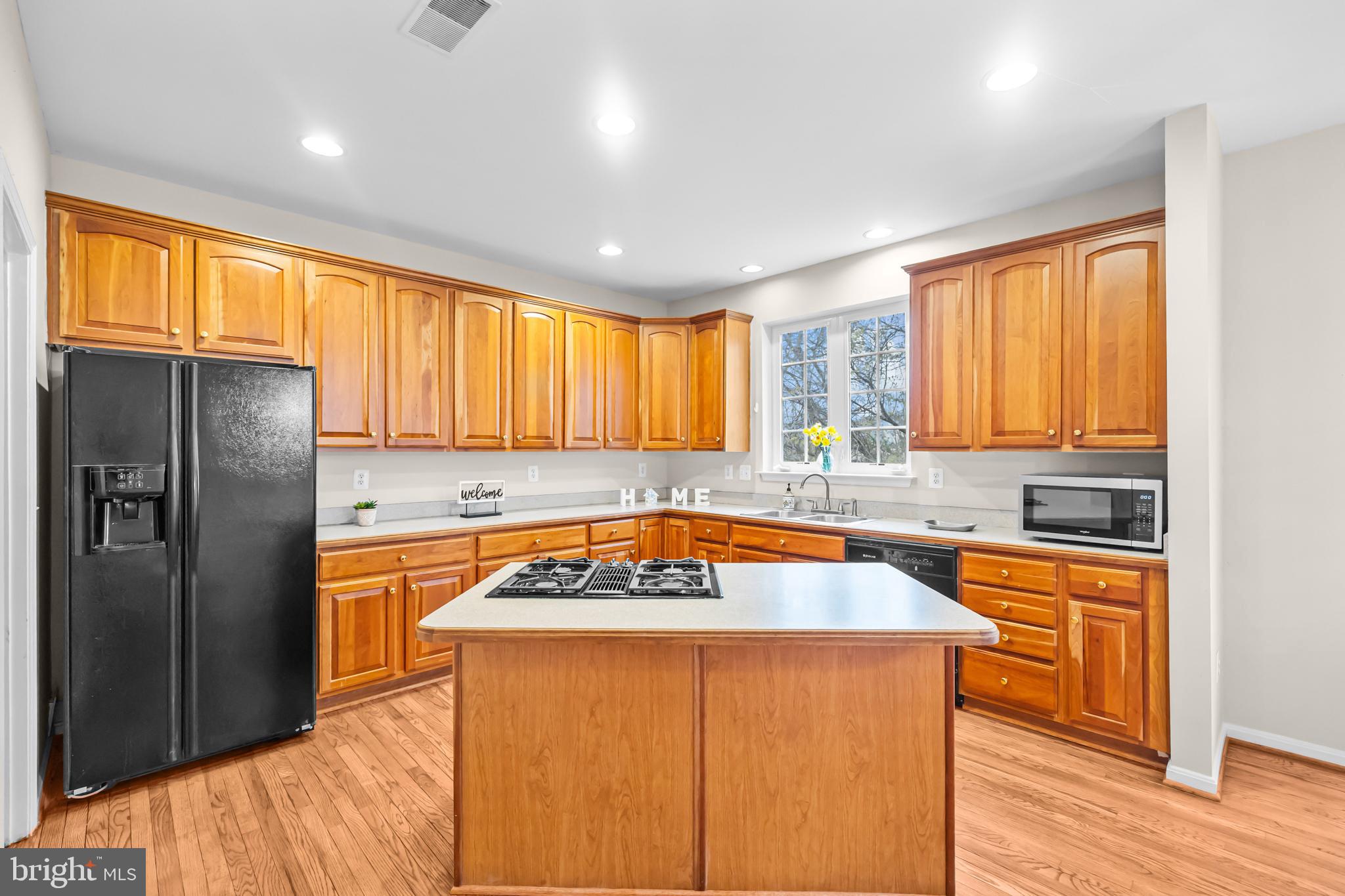 CLIFF EDGE - Residential