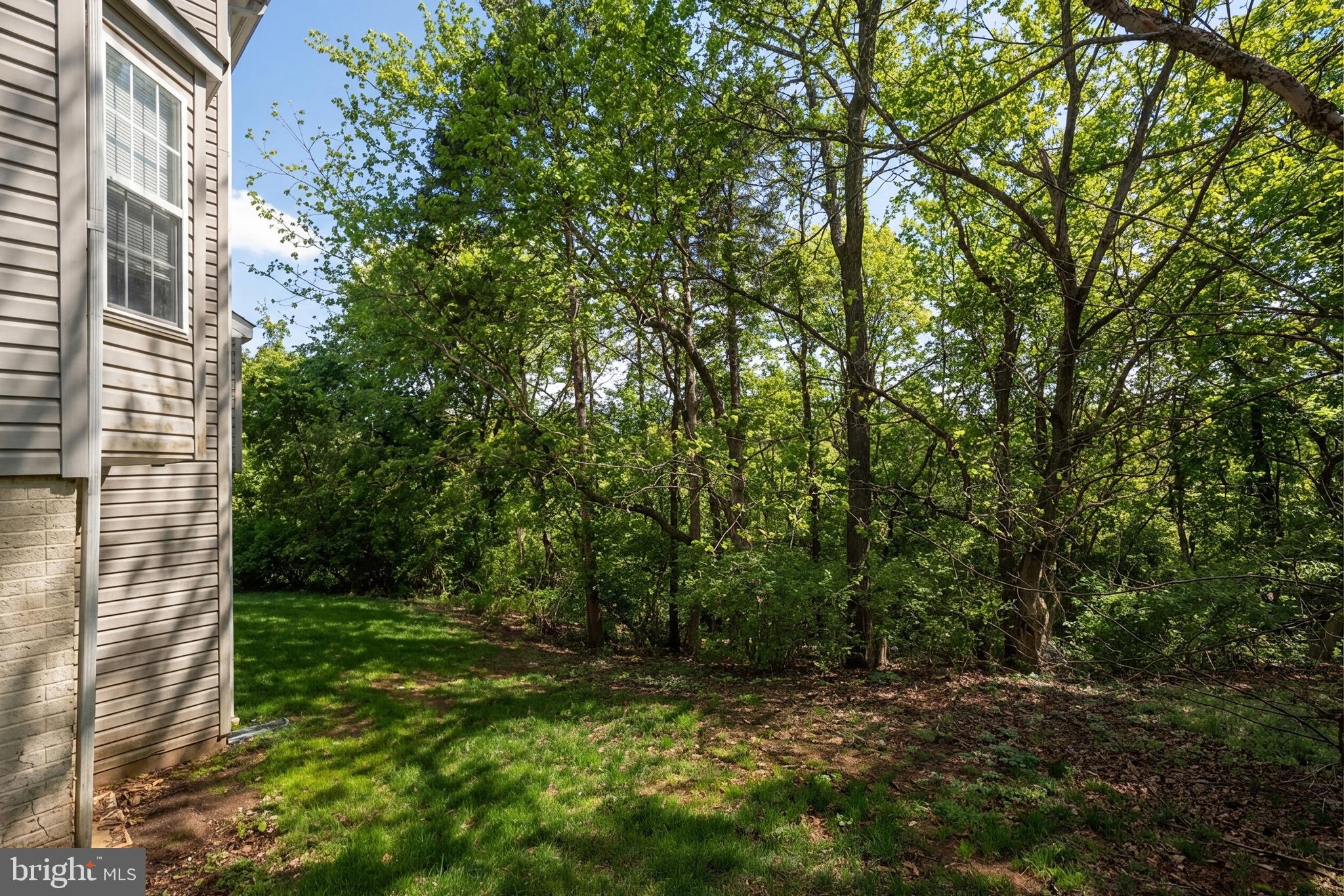 CLIFF EDGE - Residential