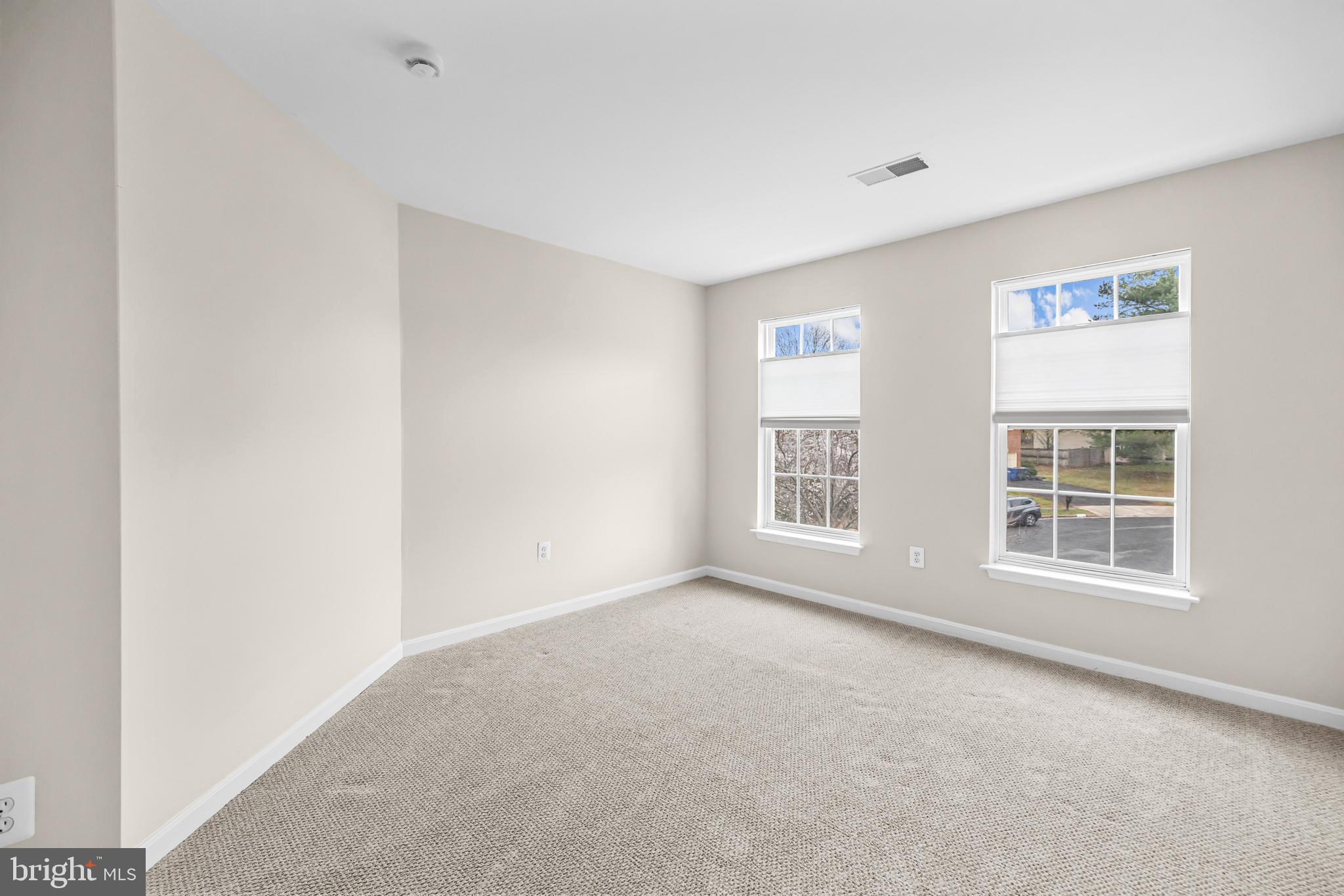 CLIFF EDGE - Residential