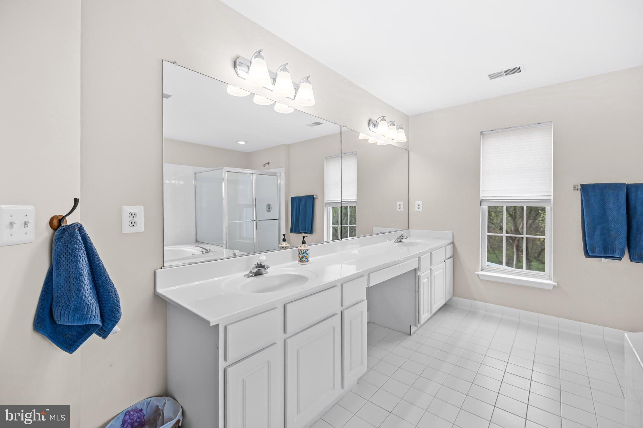 CLIFF EDGE - Residential