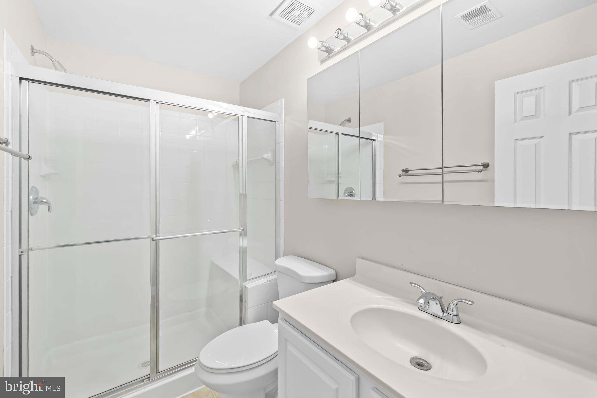 CLIFF EDGE - Residential