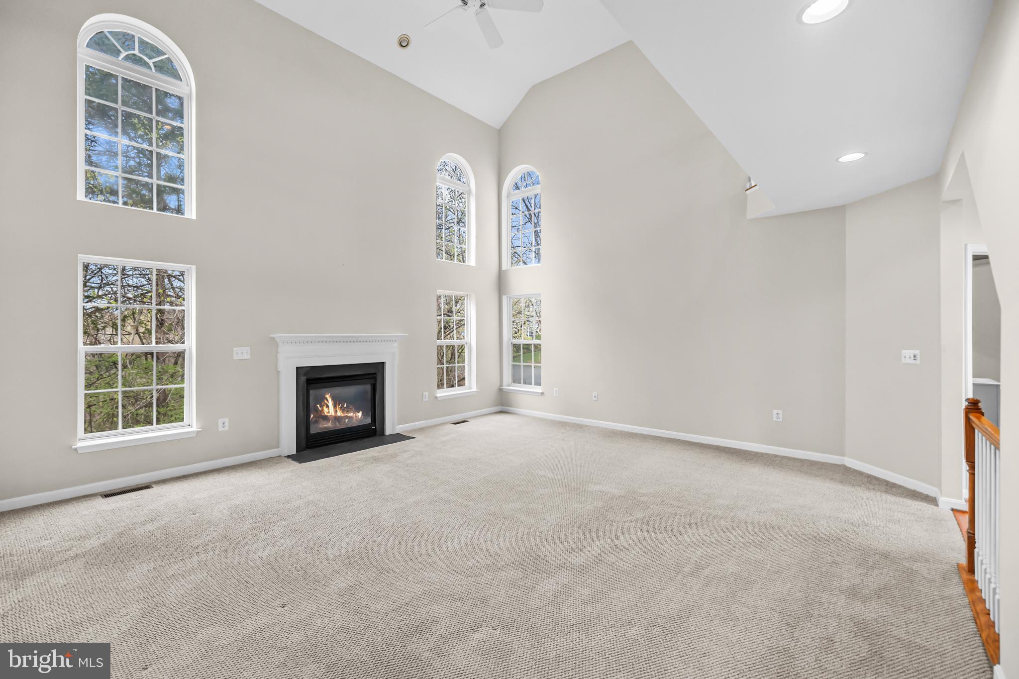 CLIFF EDGE - Residential