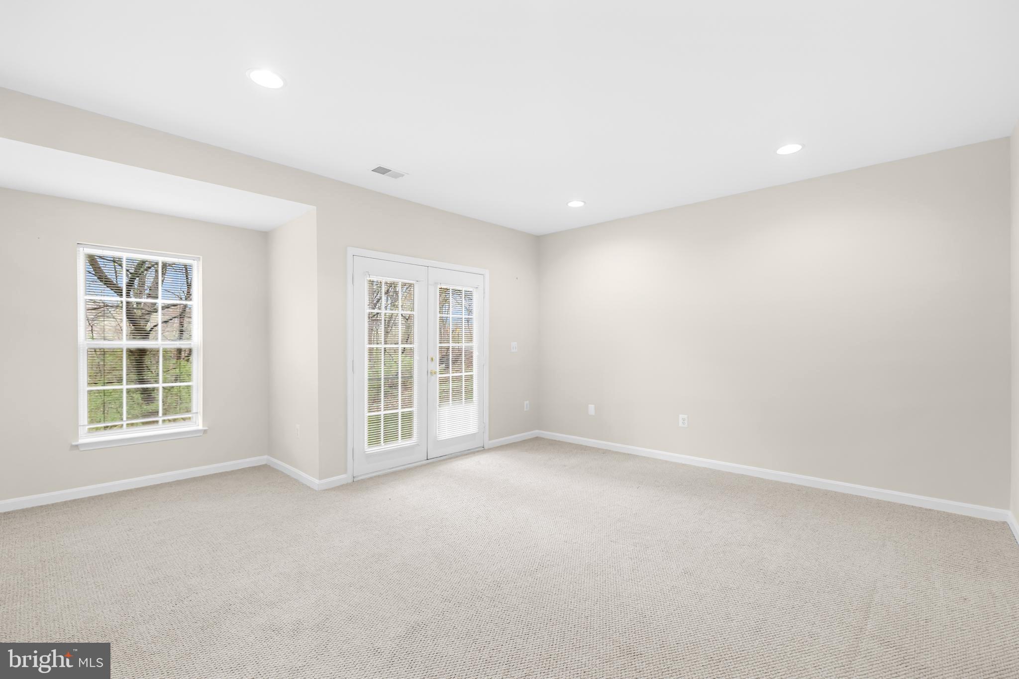 CLIFF EDGE - Residential