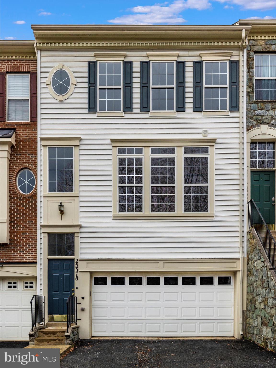 MAGRUDERS OVERLOOK - Residential