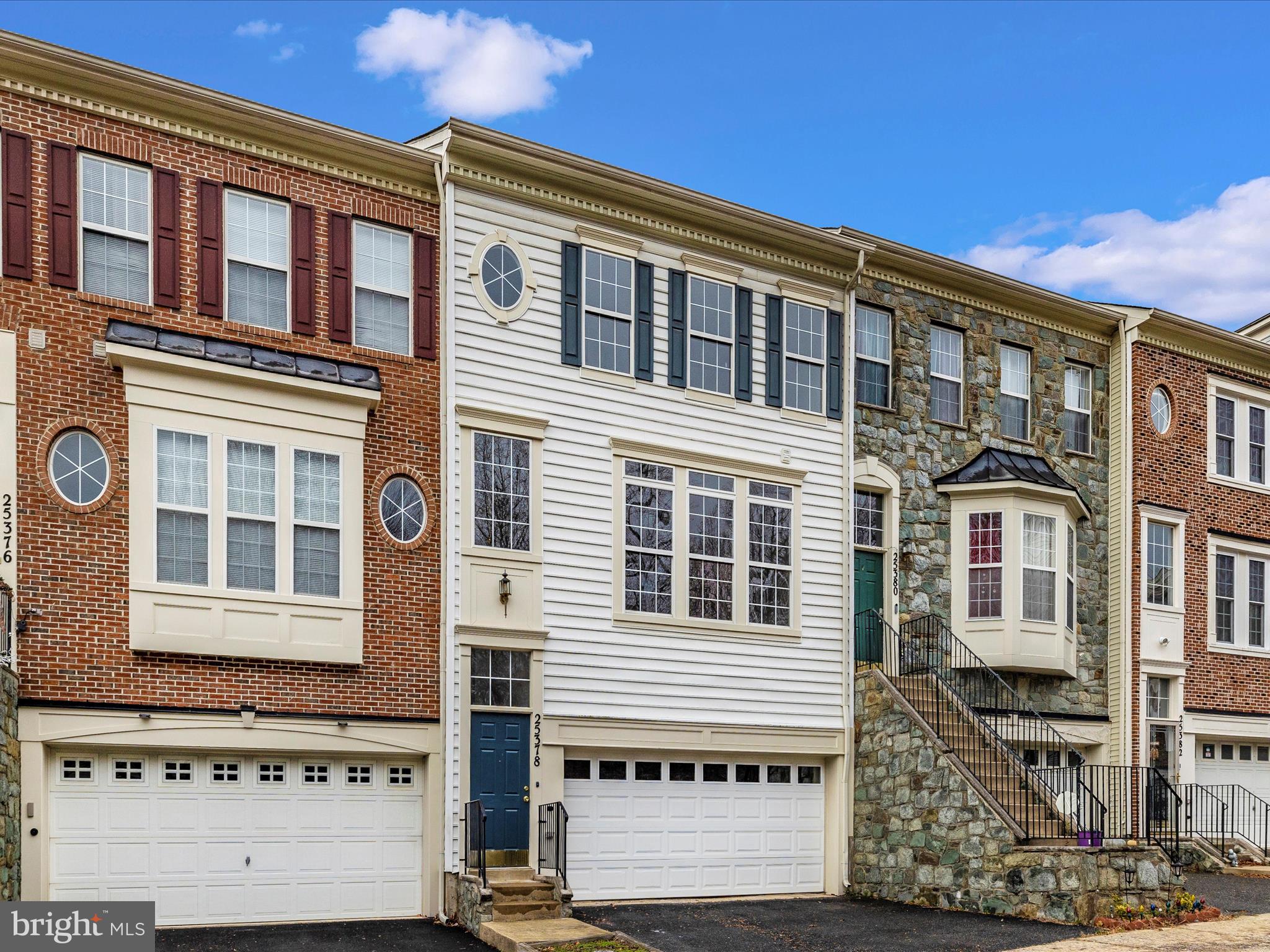 MAGRUDERS OVERLOOK - Residential